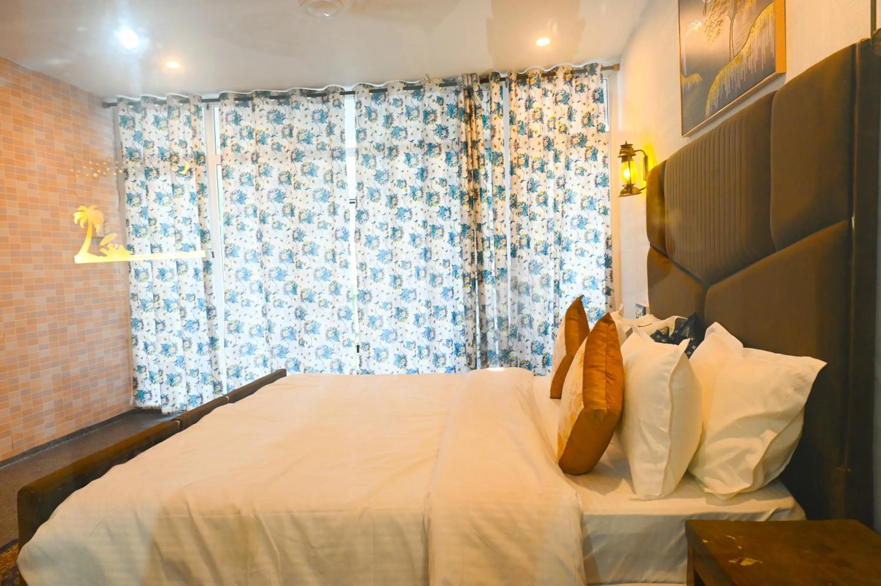 Bed in SUNBATH beach EXOTICA