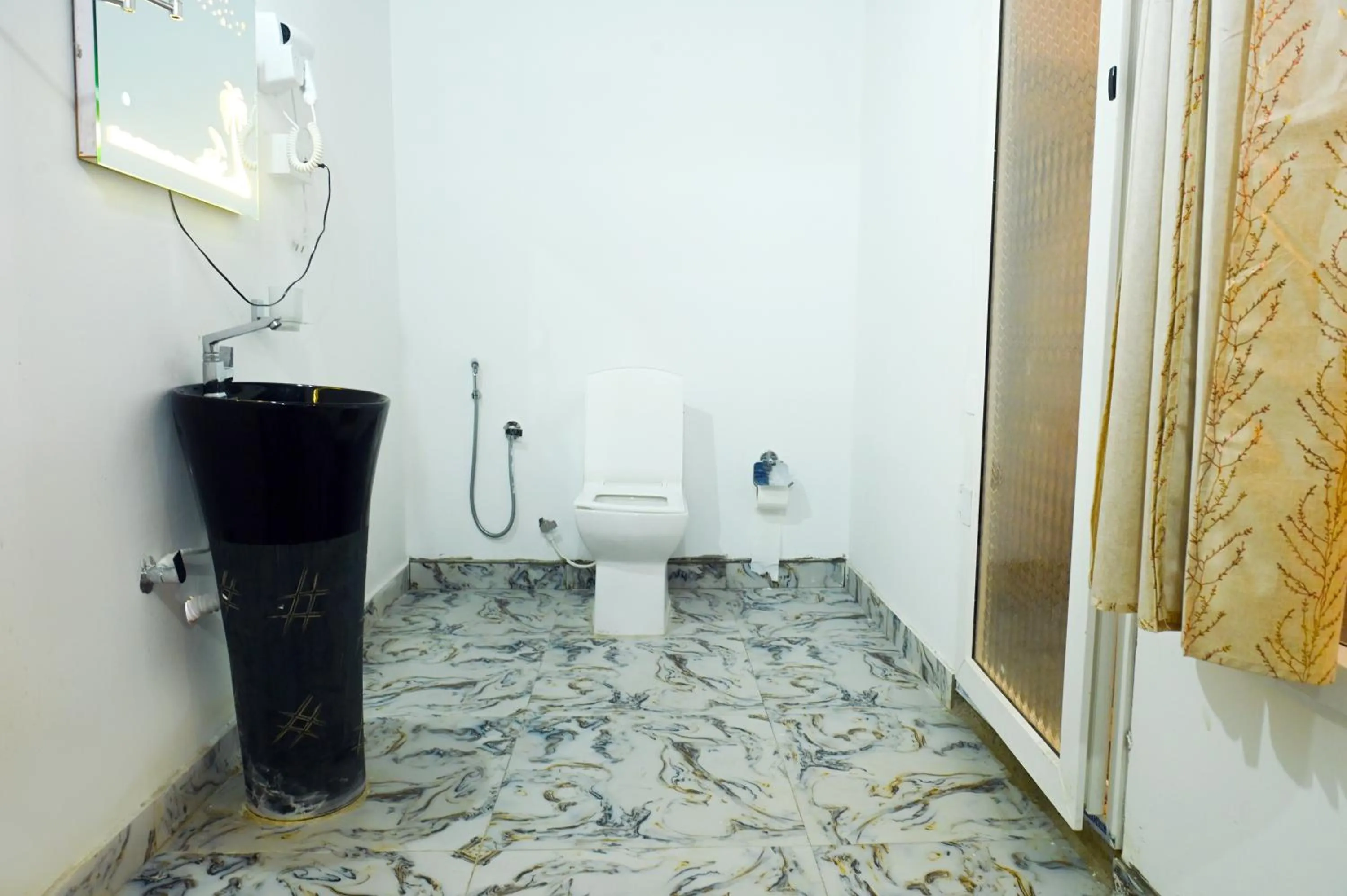 Shower in SUNBATH beach EXOTICA