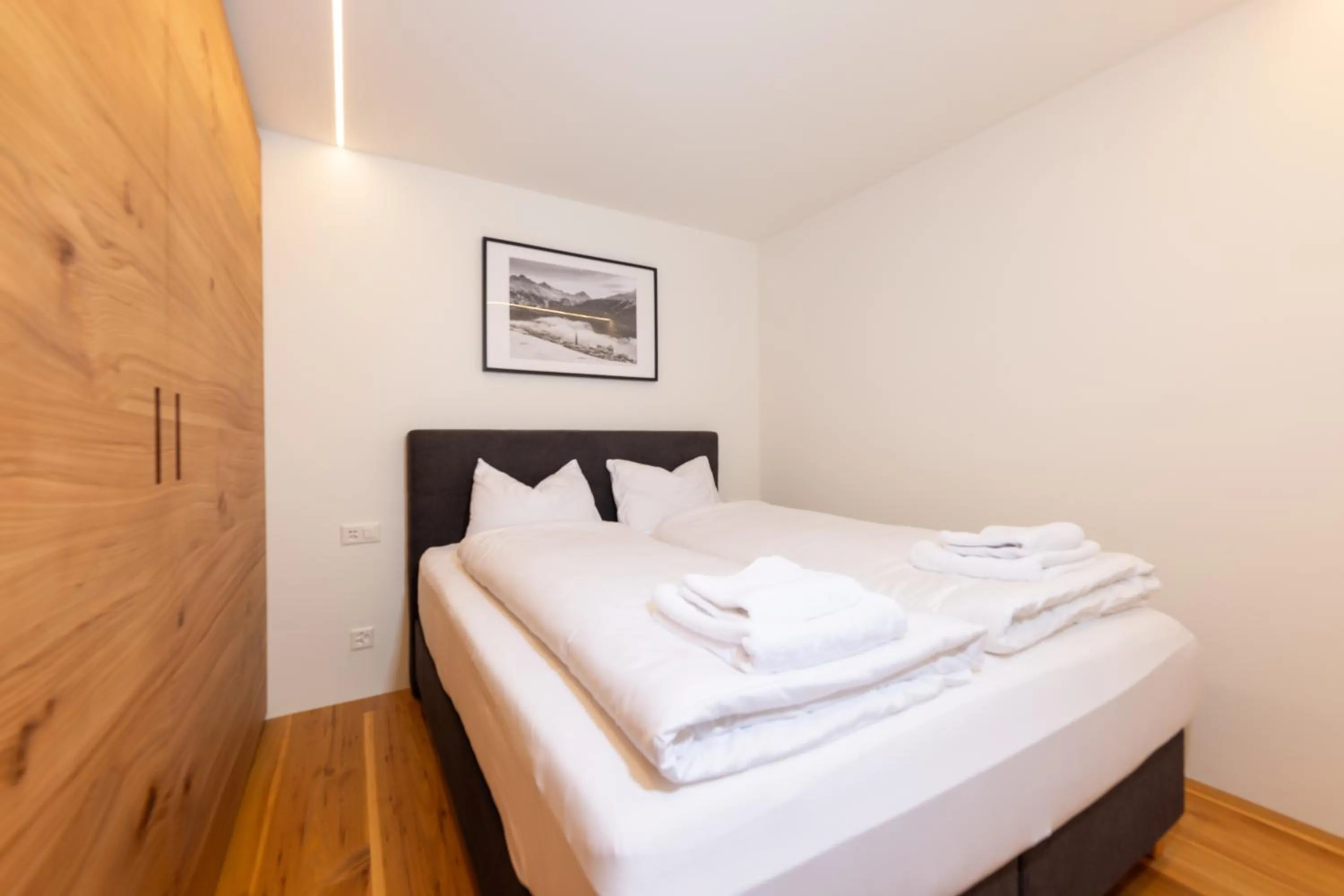 New! Cozy, central apartment with a stunning view