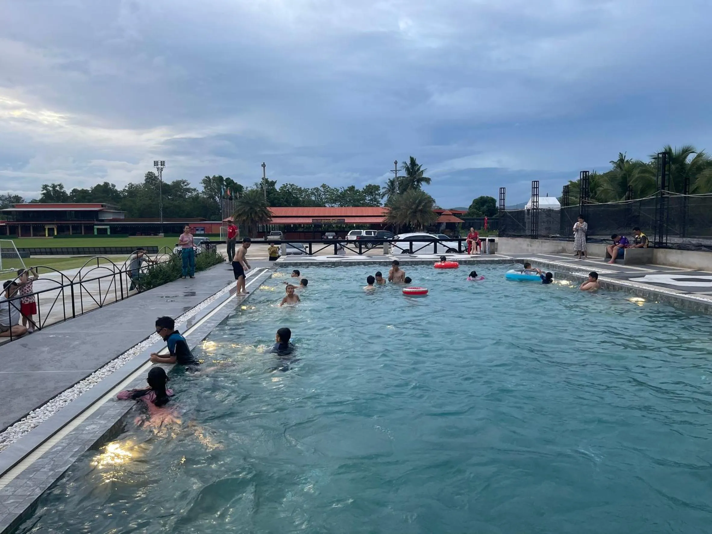 Pool view in Yaowarate Sport Club and Resort ไร่เยาวเรศ
