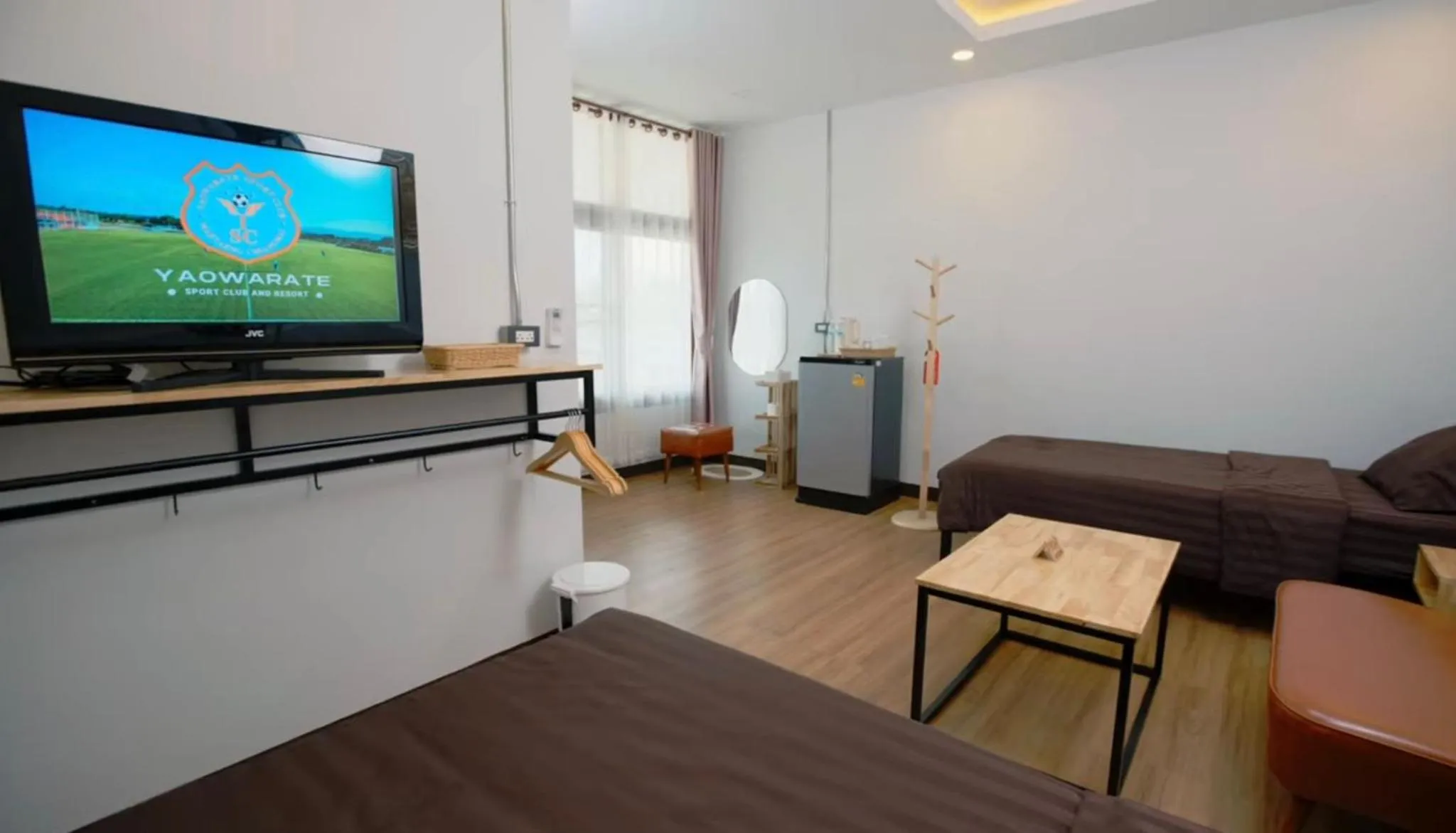 TV and multimedia in Yaowarate Sport Club and Resort ไร่เยาวเรศ