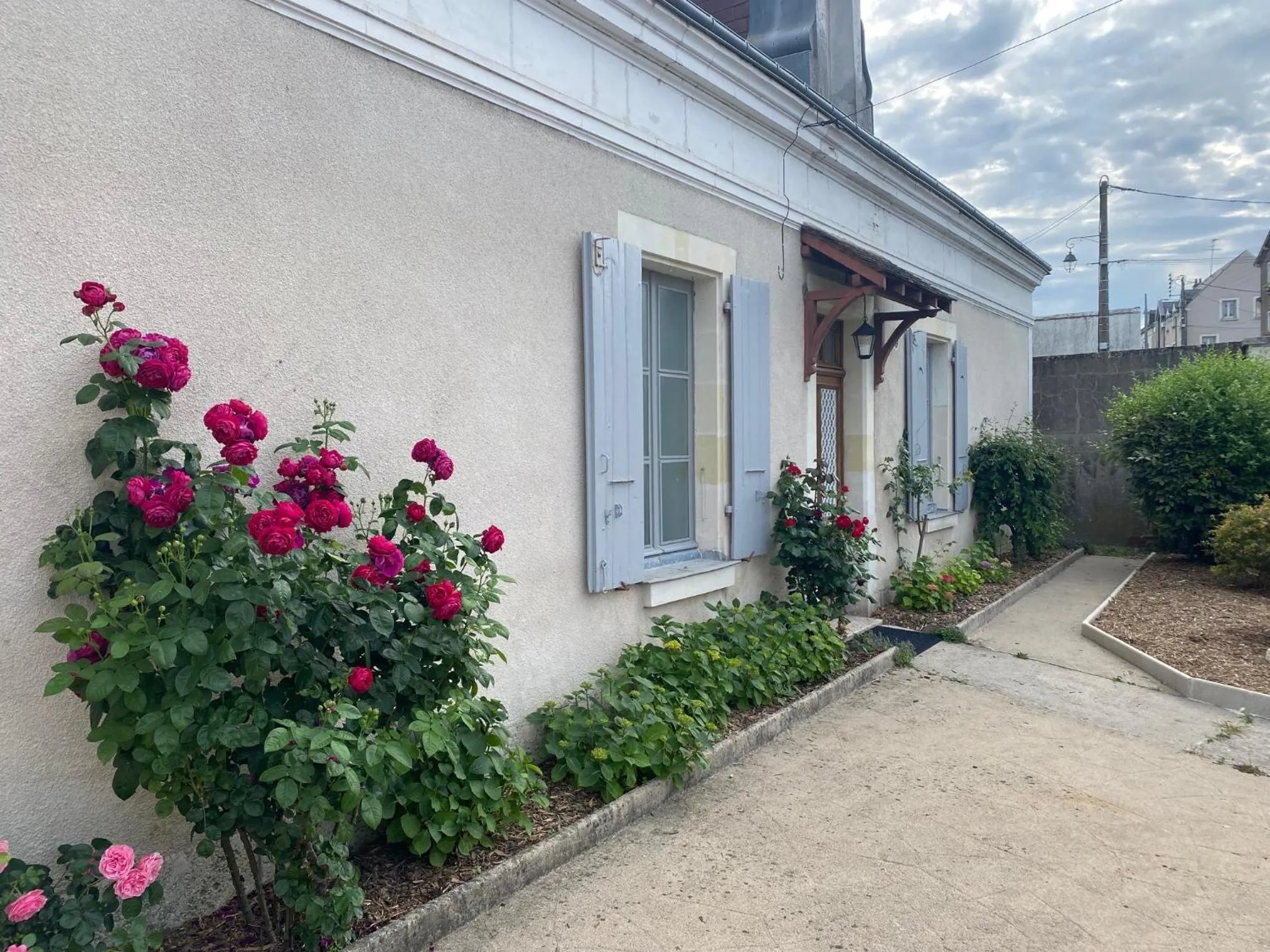 Spring in Clos des Chardons - Le Jardin