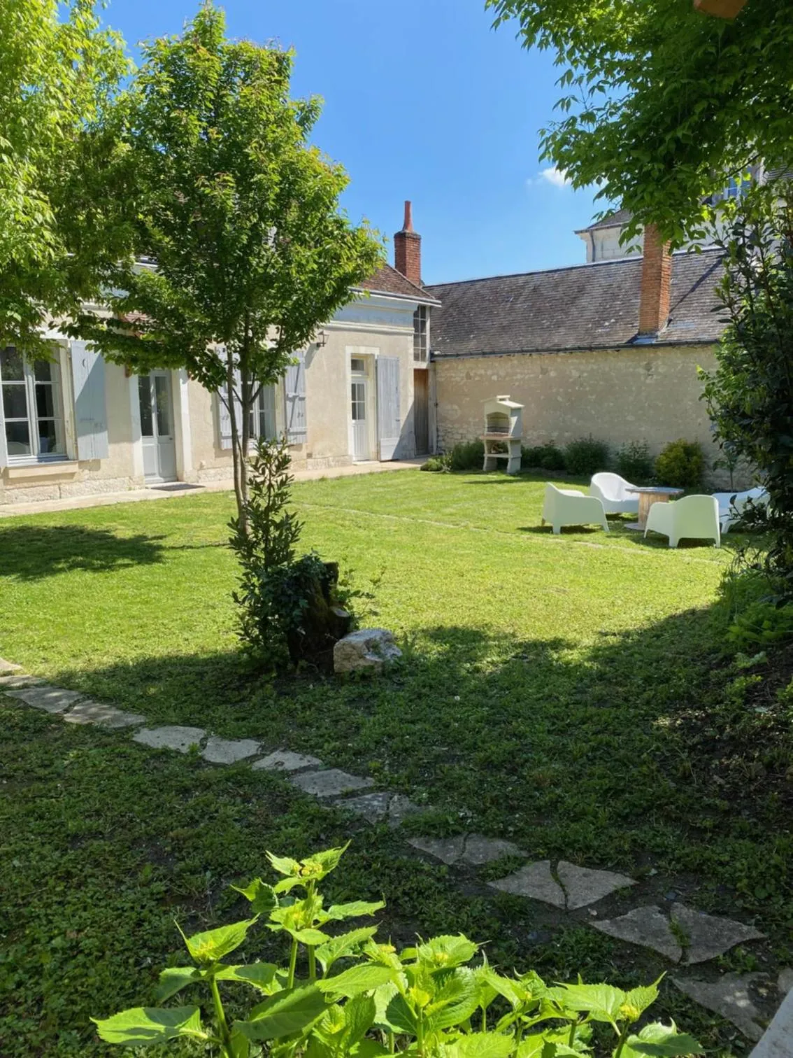Garden view in Clos des Chardons - Le Jardin