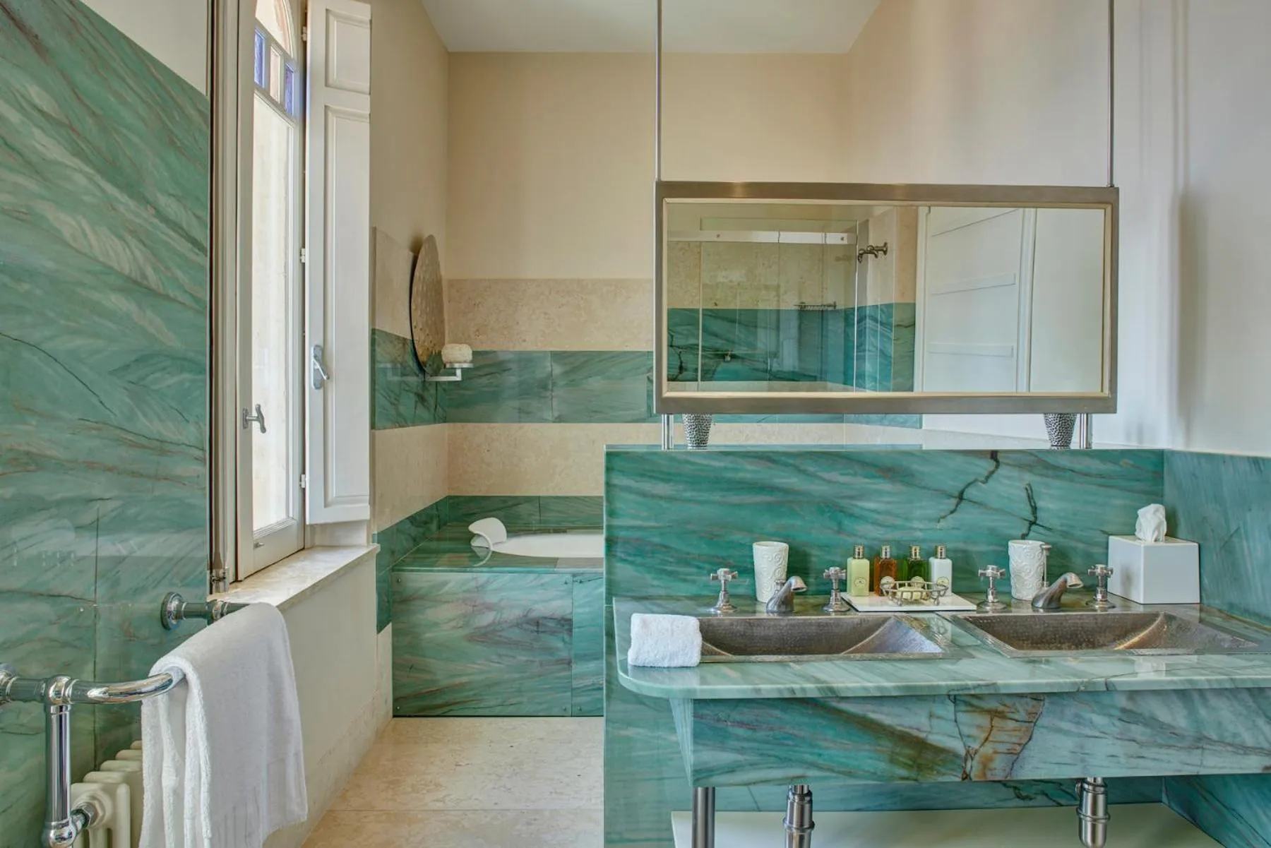 Bathroom in El Jebel