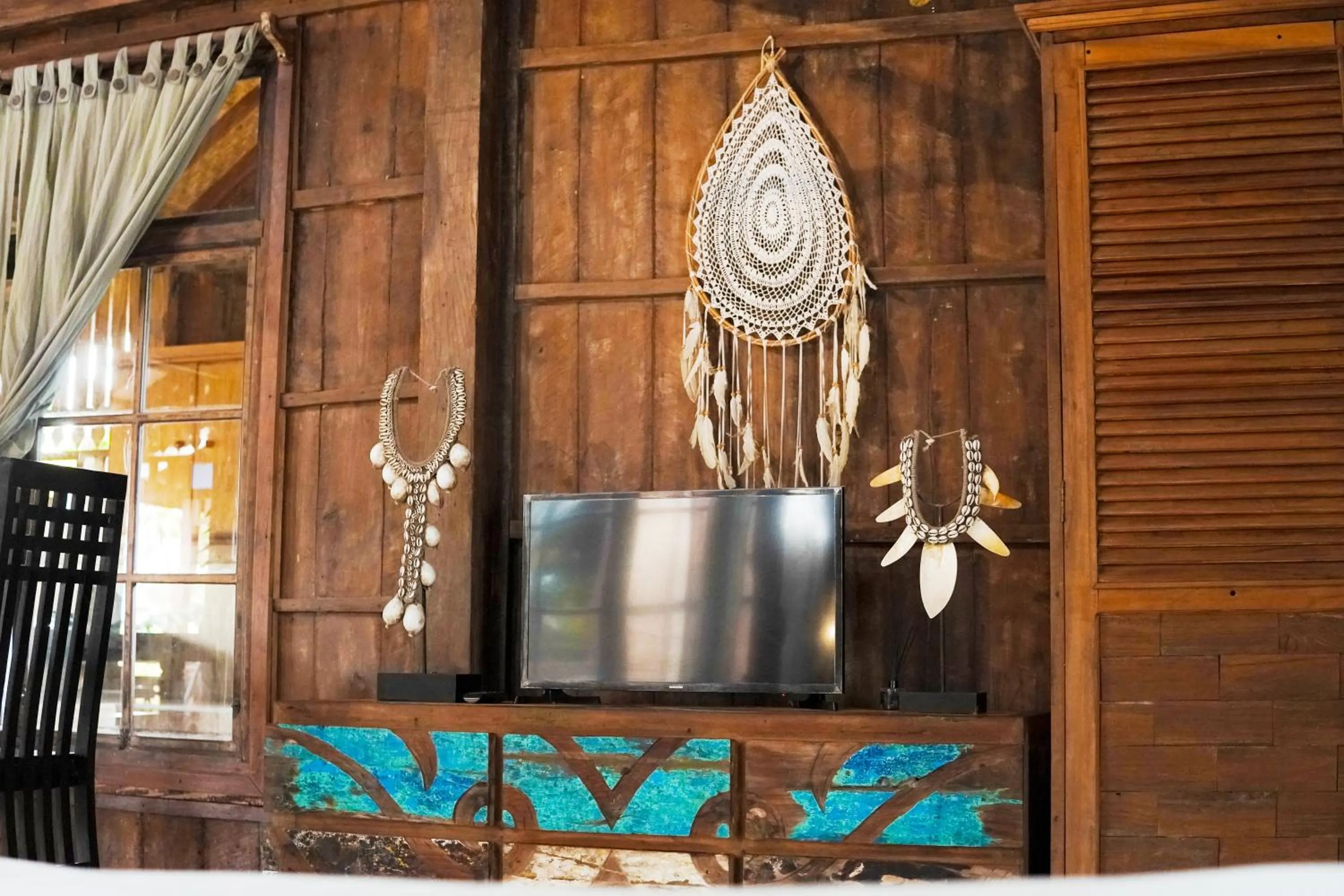 TV and multimedia in Sentana Villa Ubud