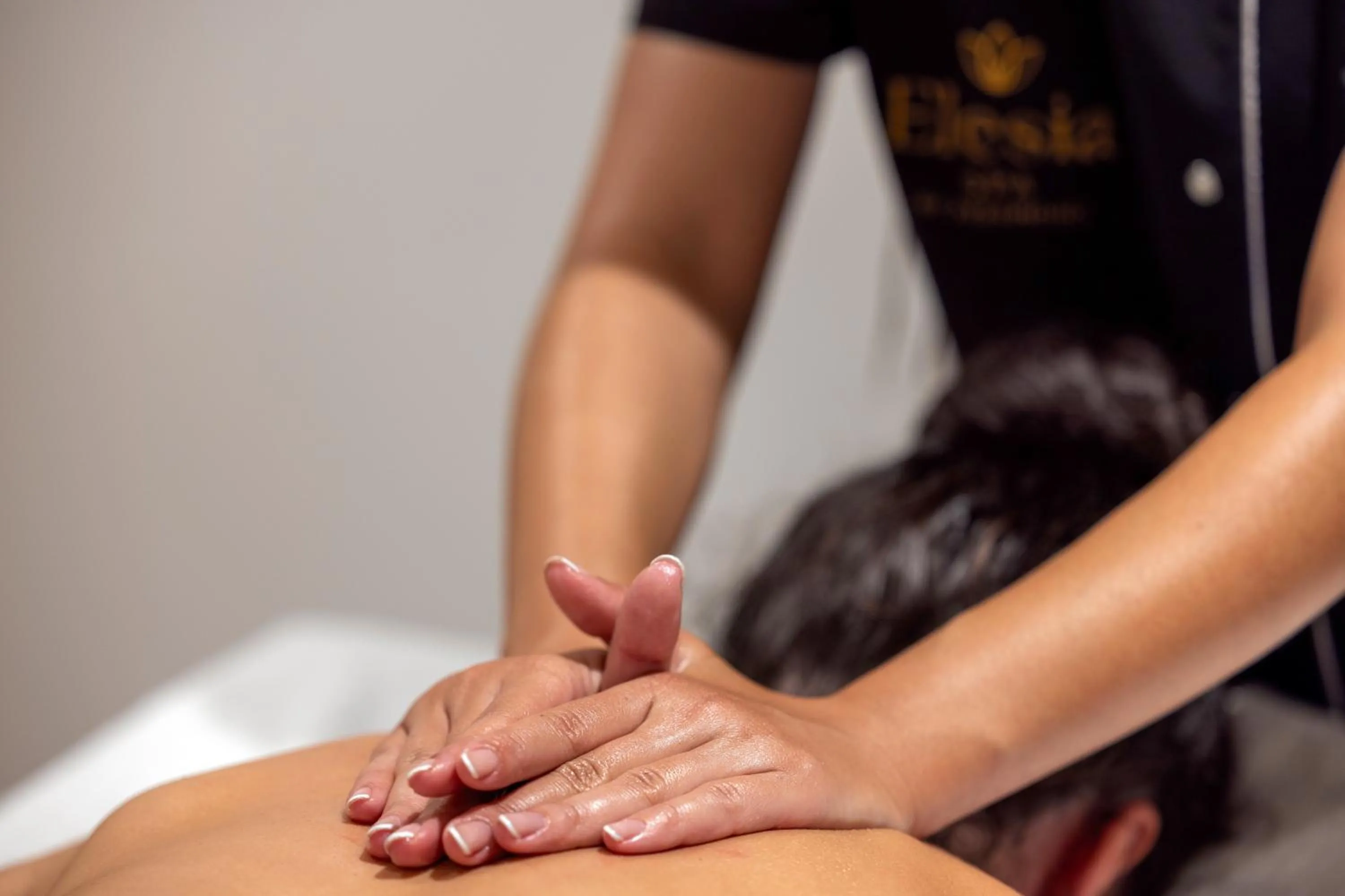 Massage in La Stella Suites