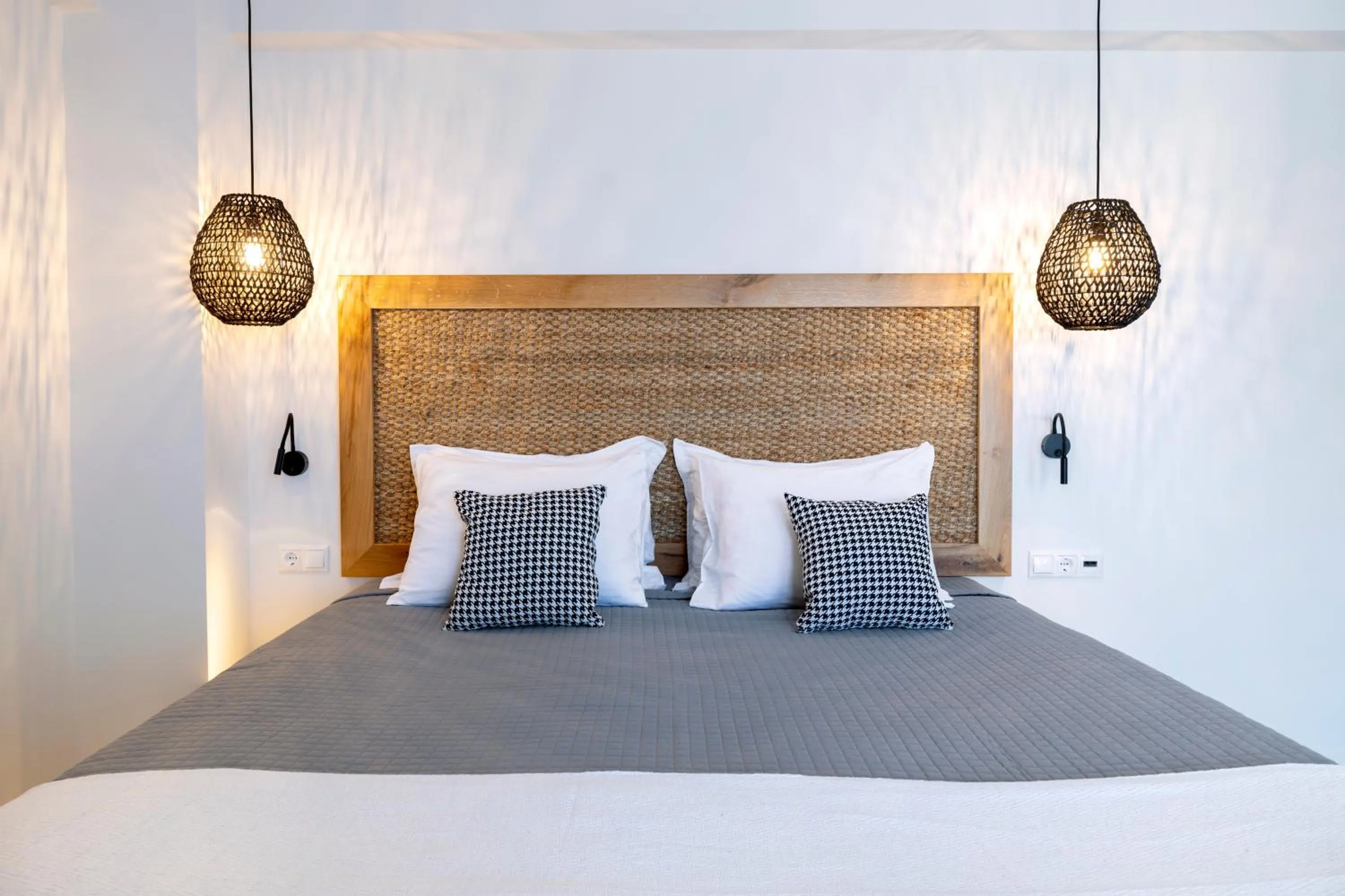 Bed in La Stella Suites