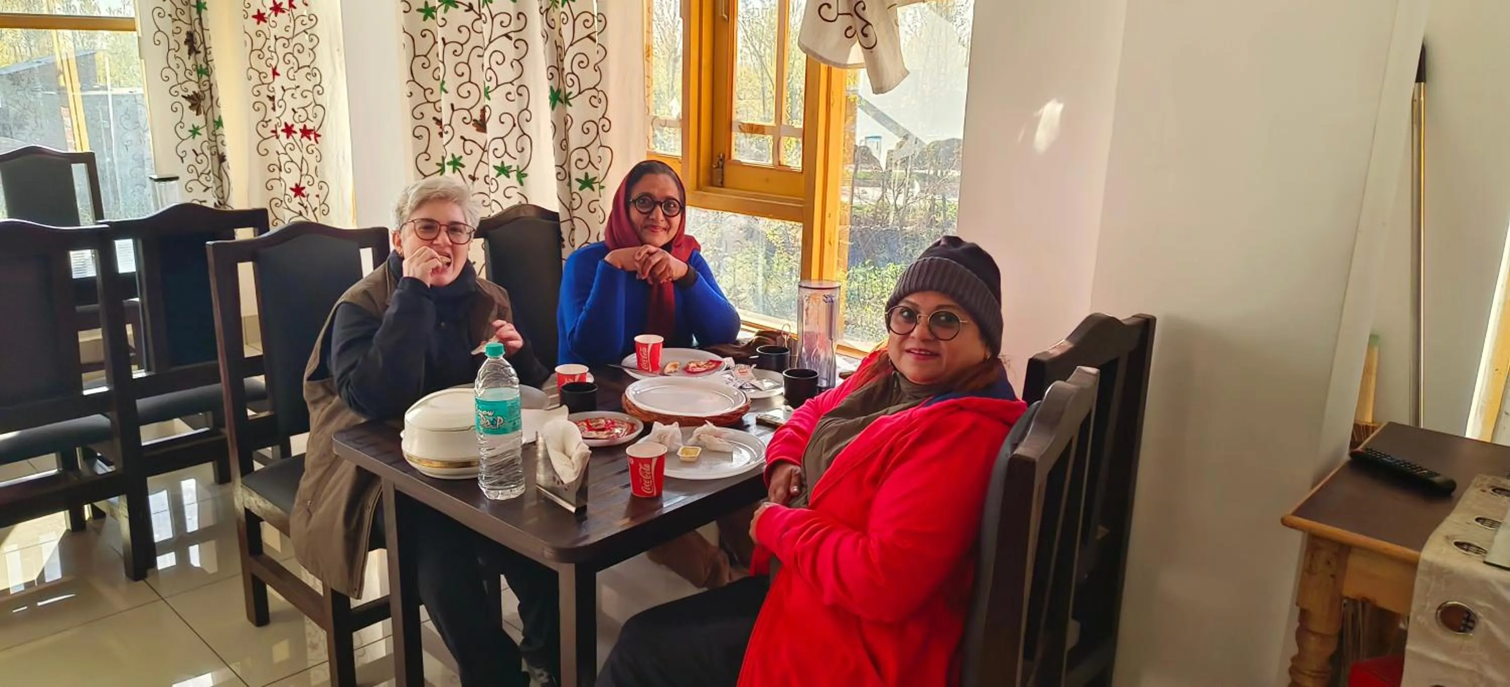 Dining area in Gulsitara Resorts-Gulmarg