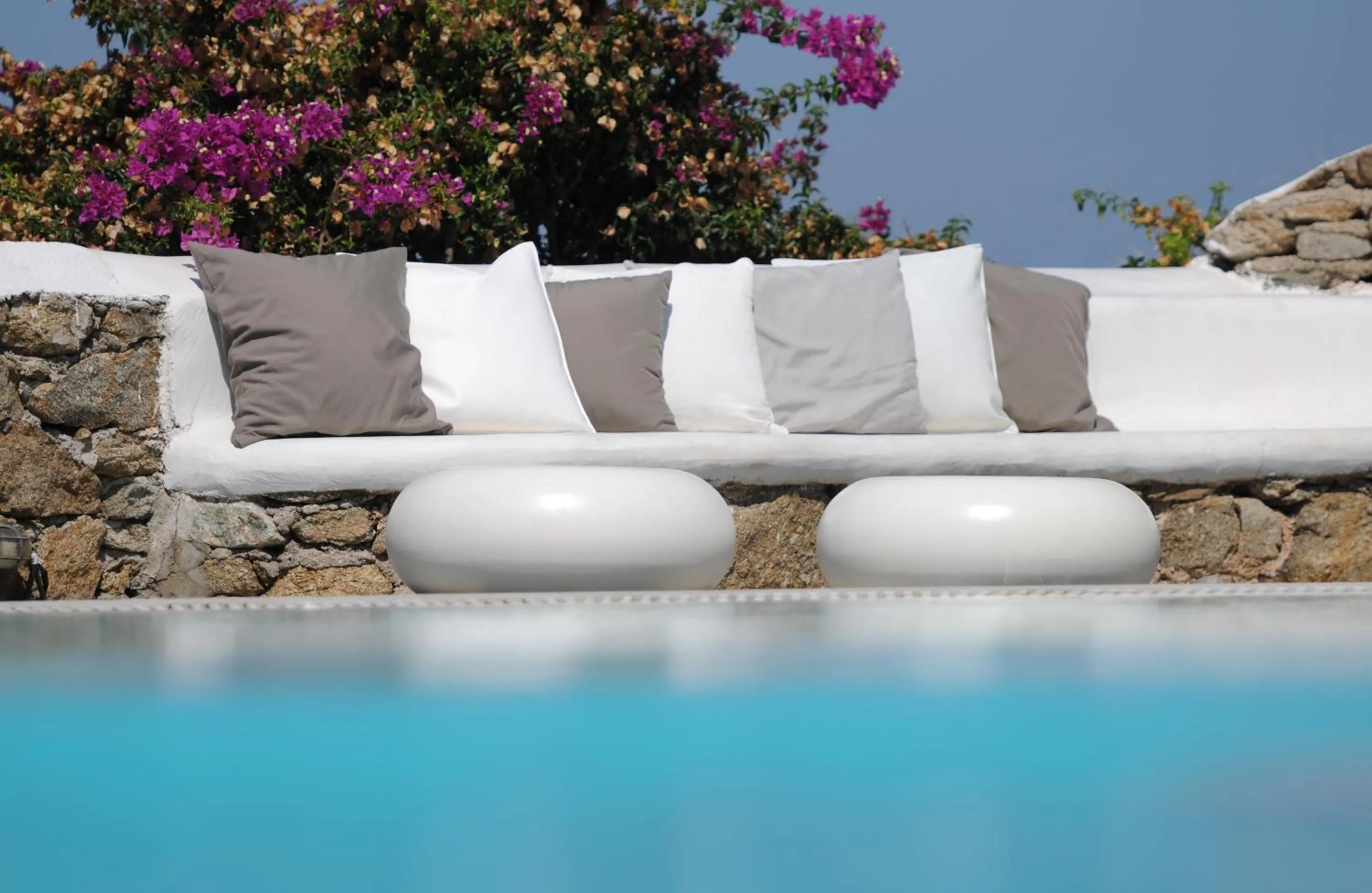 Swimming pool in Ostraco Suites