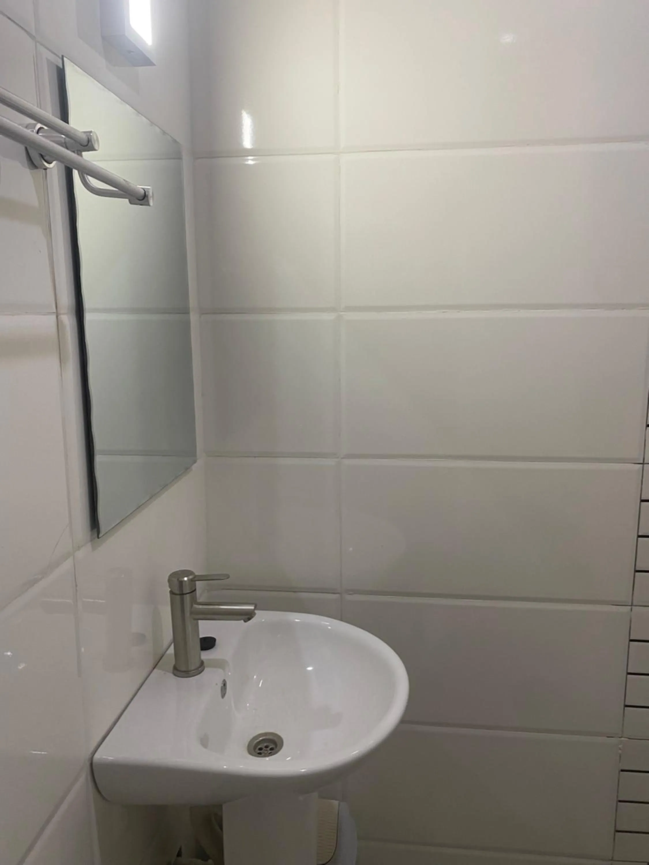 Bathroom in C7 Hazelwood Residence & Suites