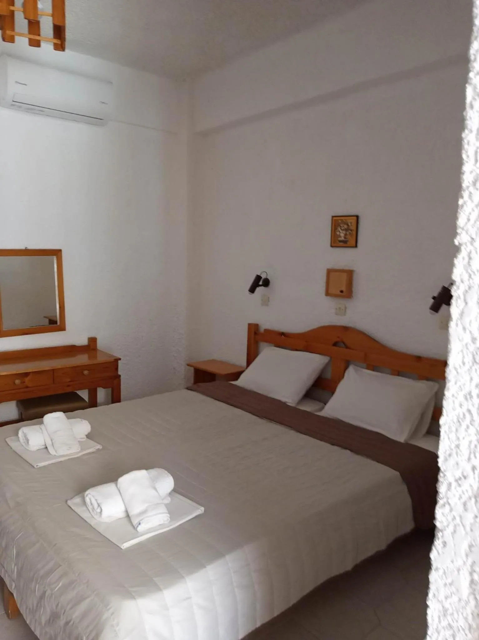 Bed in Kissandros Hotel