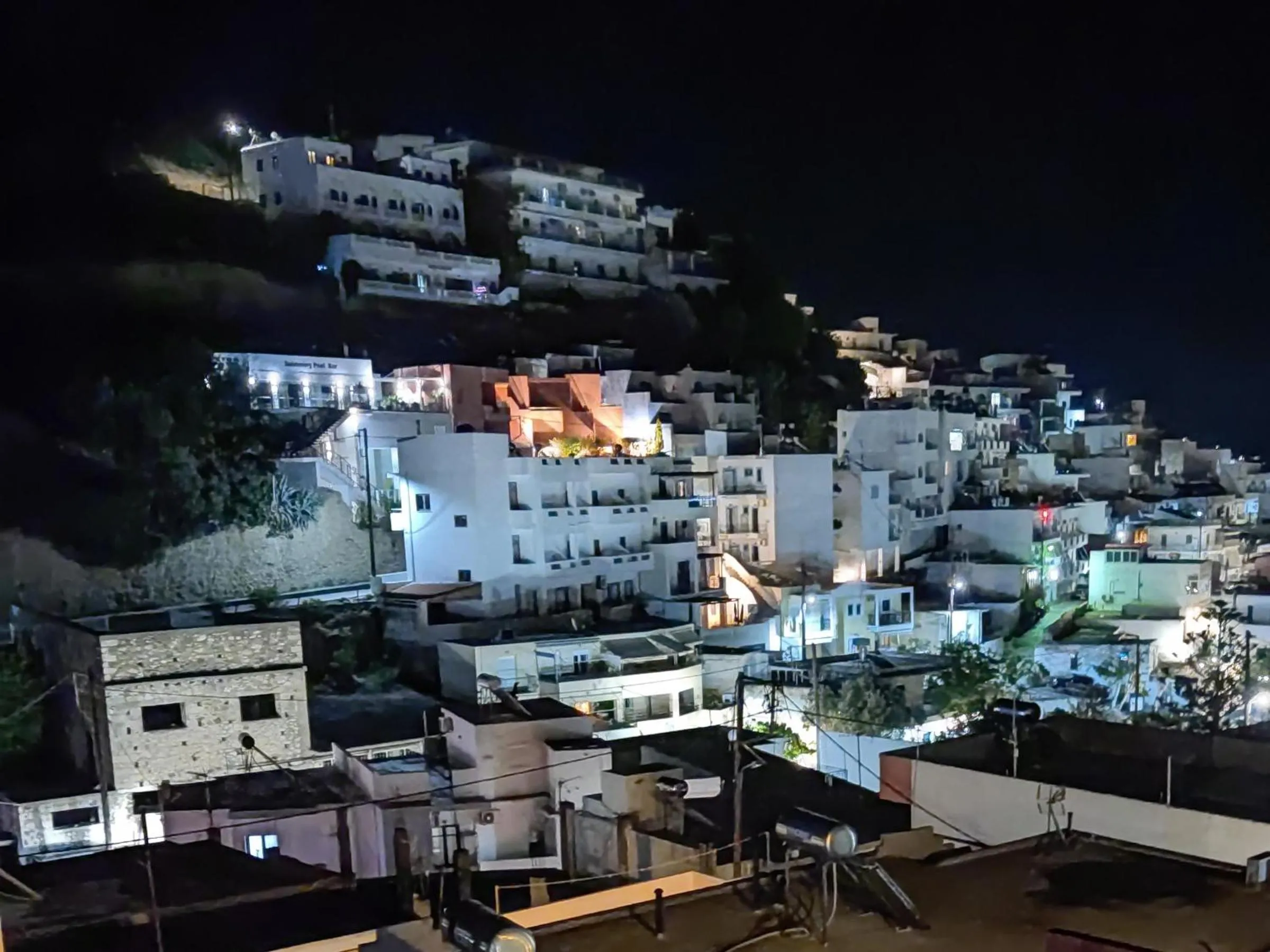 Night in Kissandros Hotel