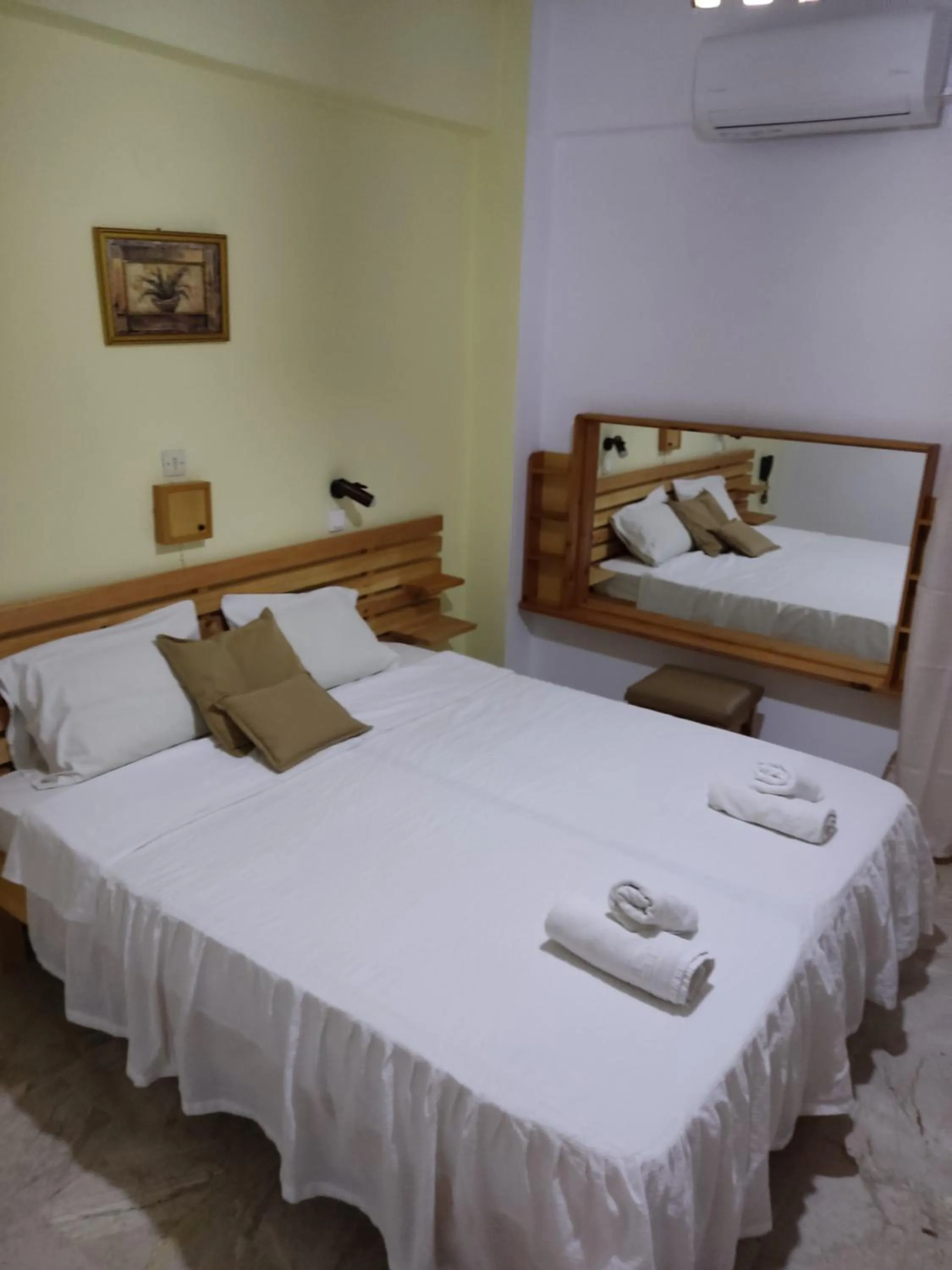 Bed in Kissandros Hotel