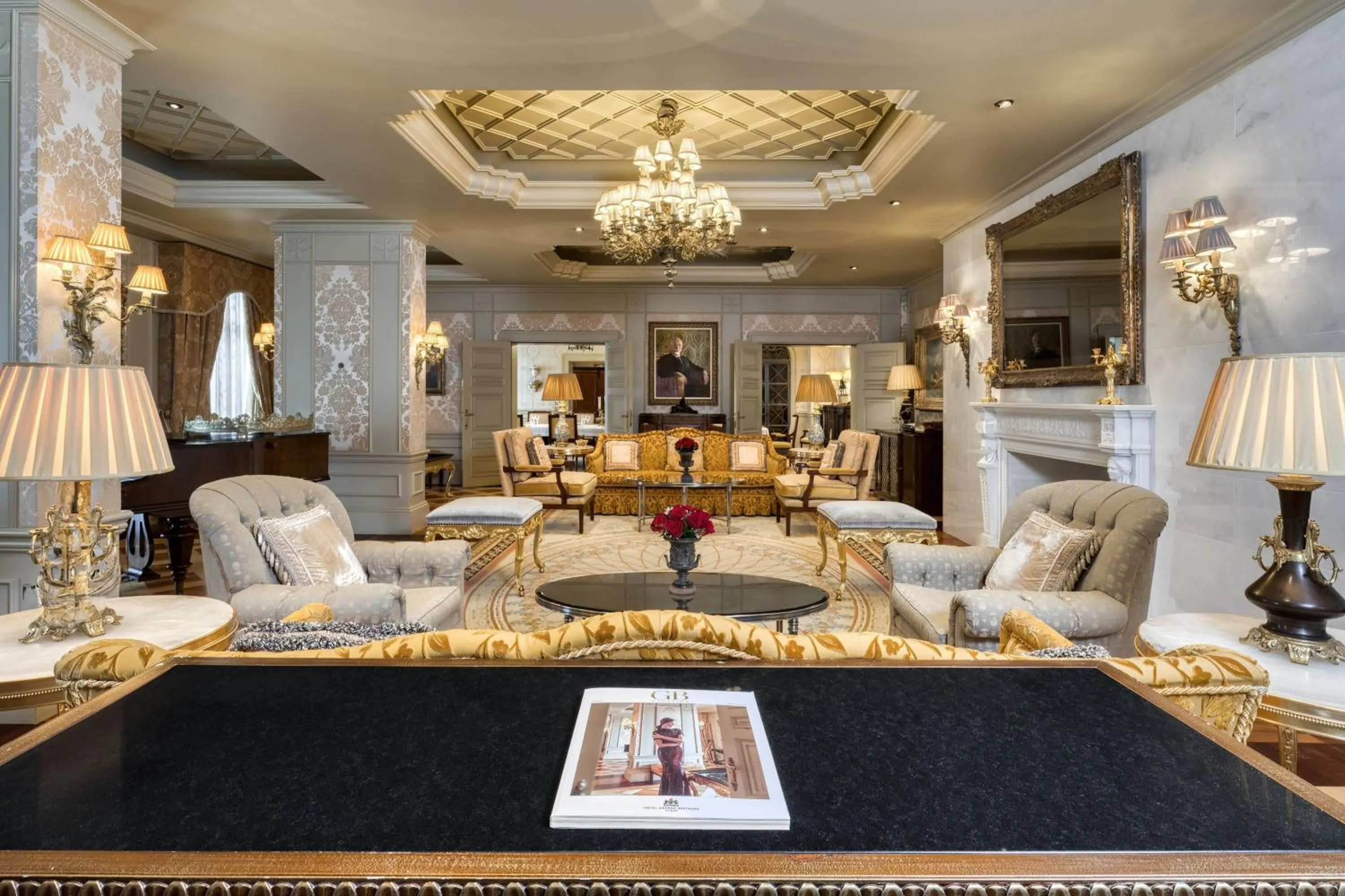 Living room in Hotel Grande Bretagne, a Luxury Collection Hotel, Athens