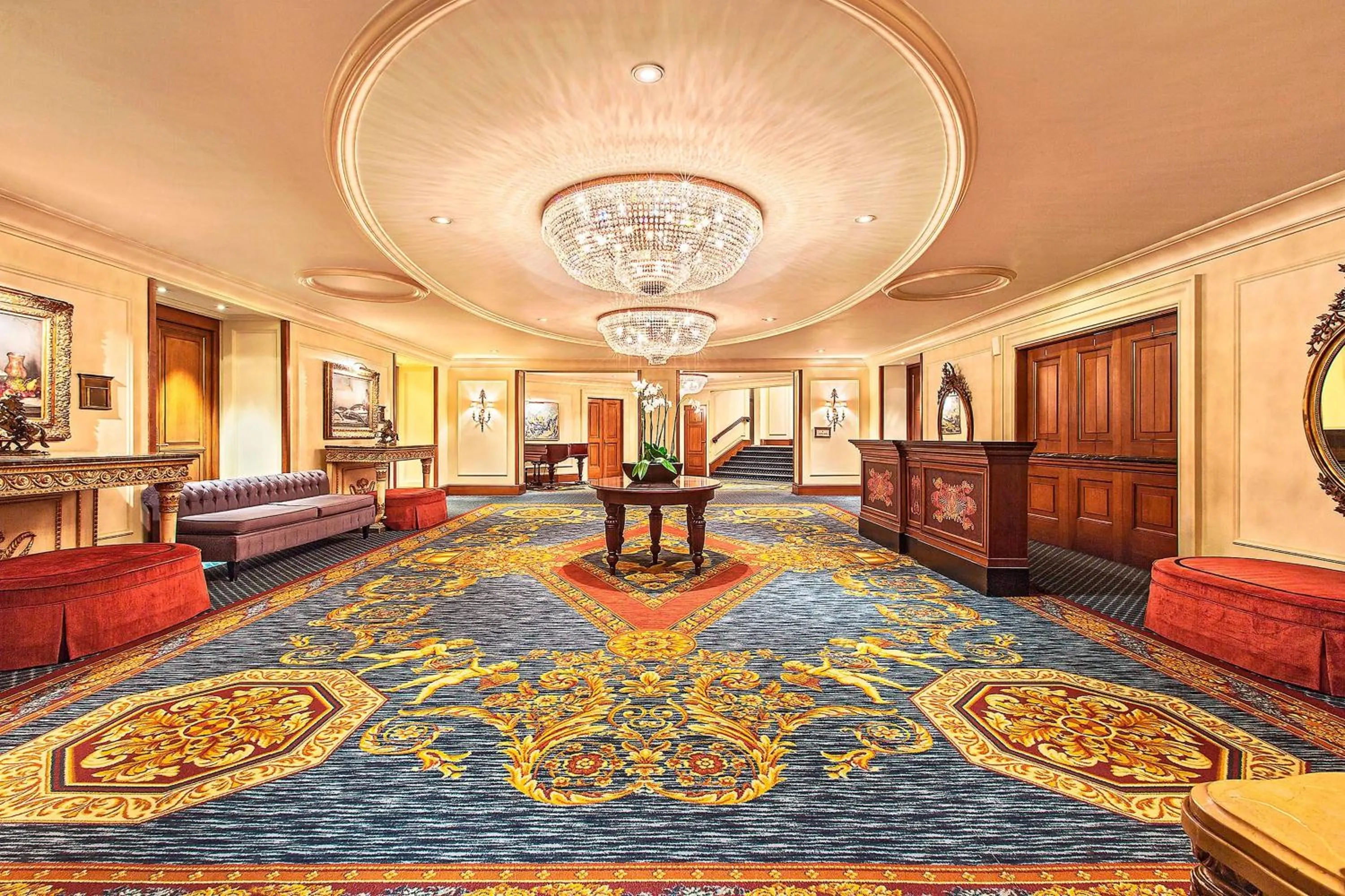 Meeting/conference room, Bed in Hotel Grande Bretagne, a Luxury Collection Hotel, Athens