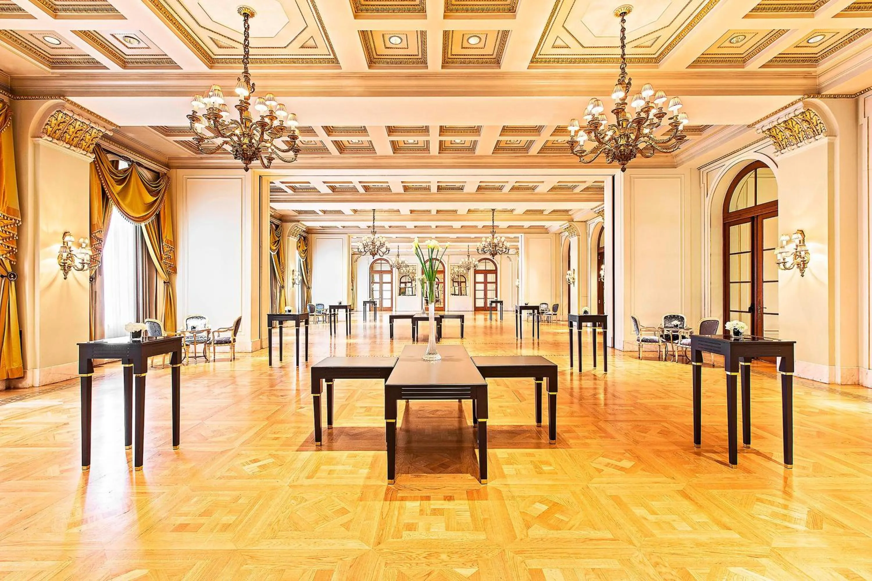 Meeting/conference room in Hotel Grande Bretagne, a Luxury Collection Hotel, Athens