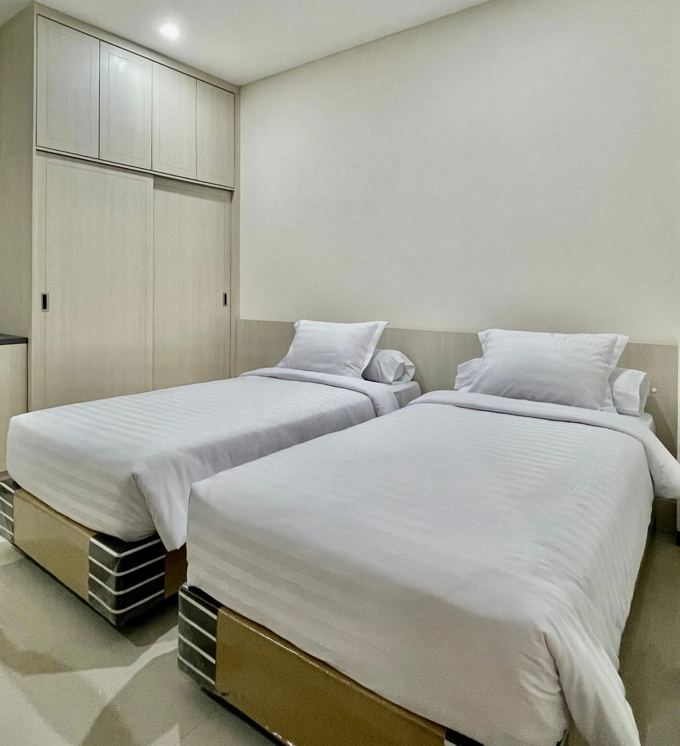Bedroom, Bed in Kawa Living