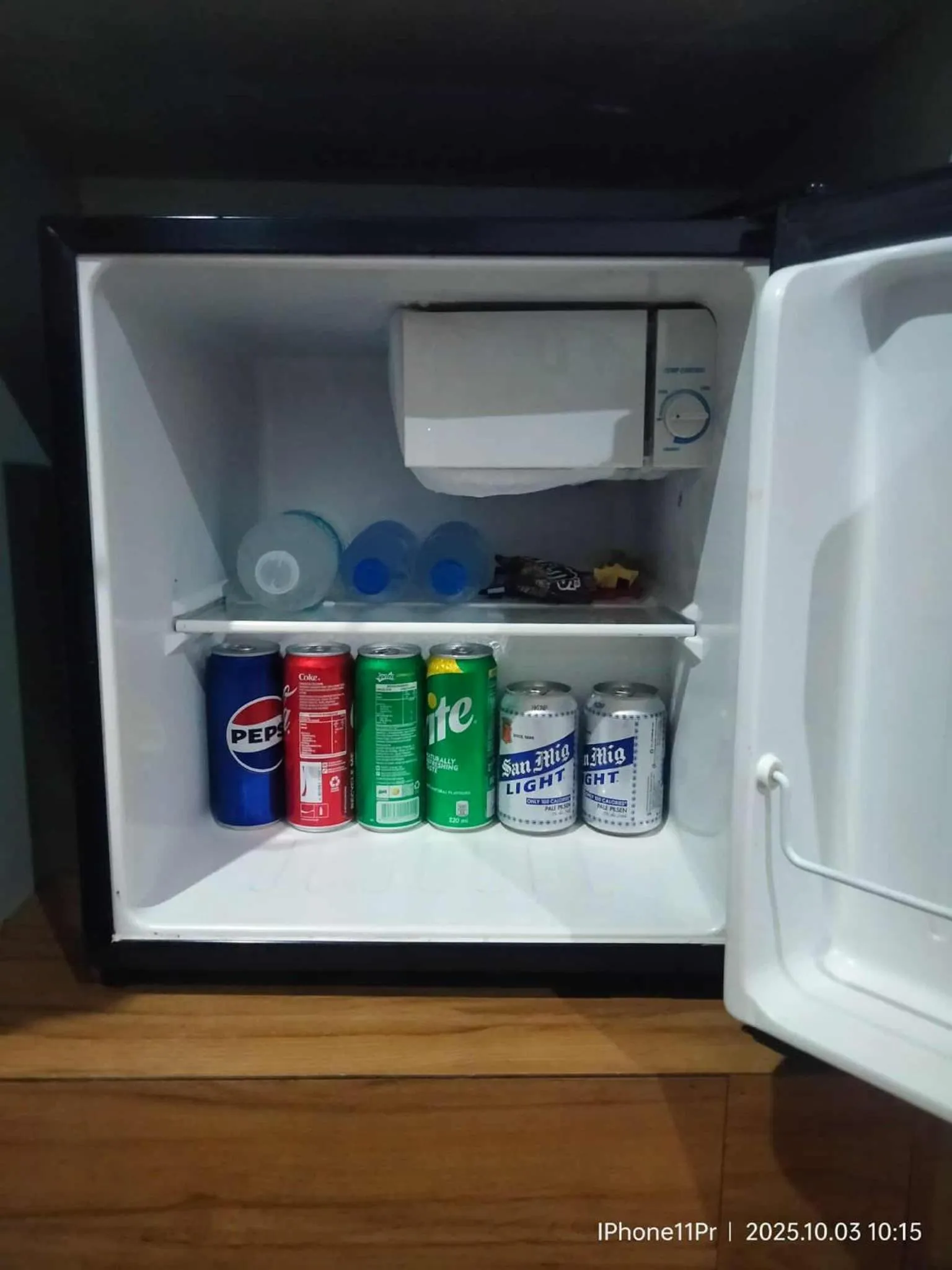 Bedroom in DUCK INN AND RESTAURANT