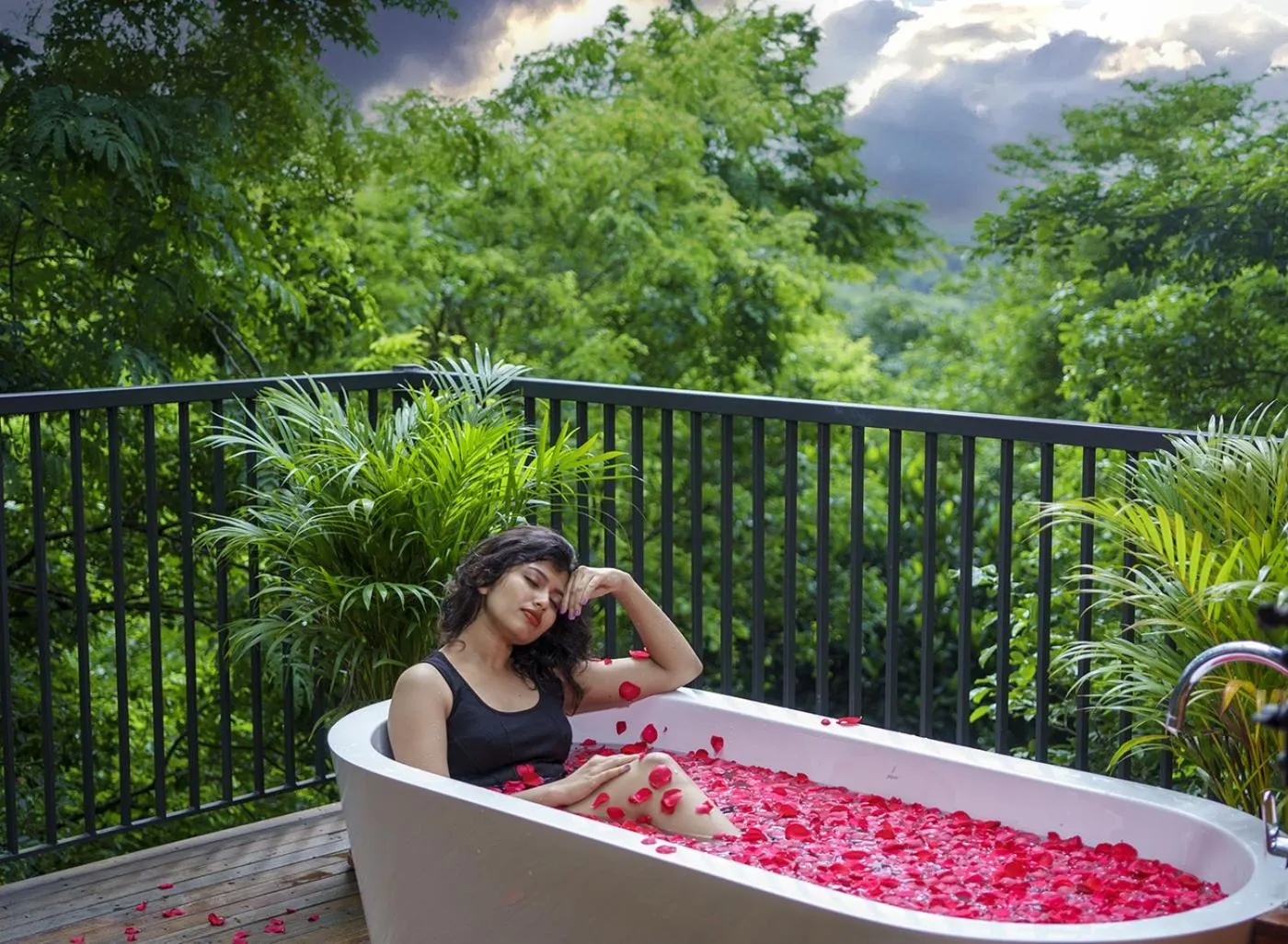 Facade/entrance in Crystal Kuruva Nature Resort & Spa