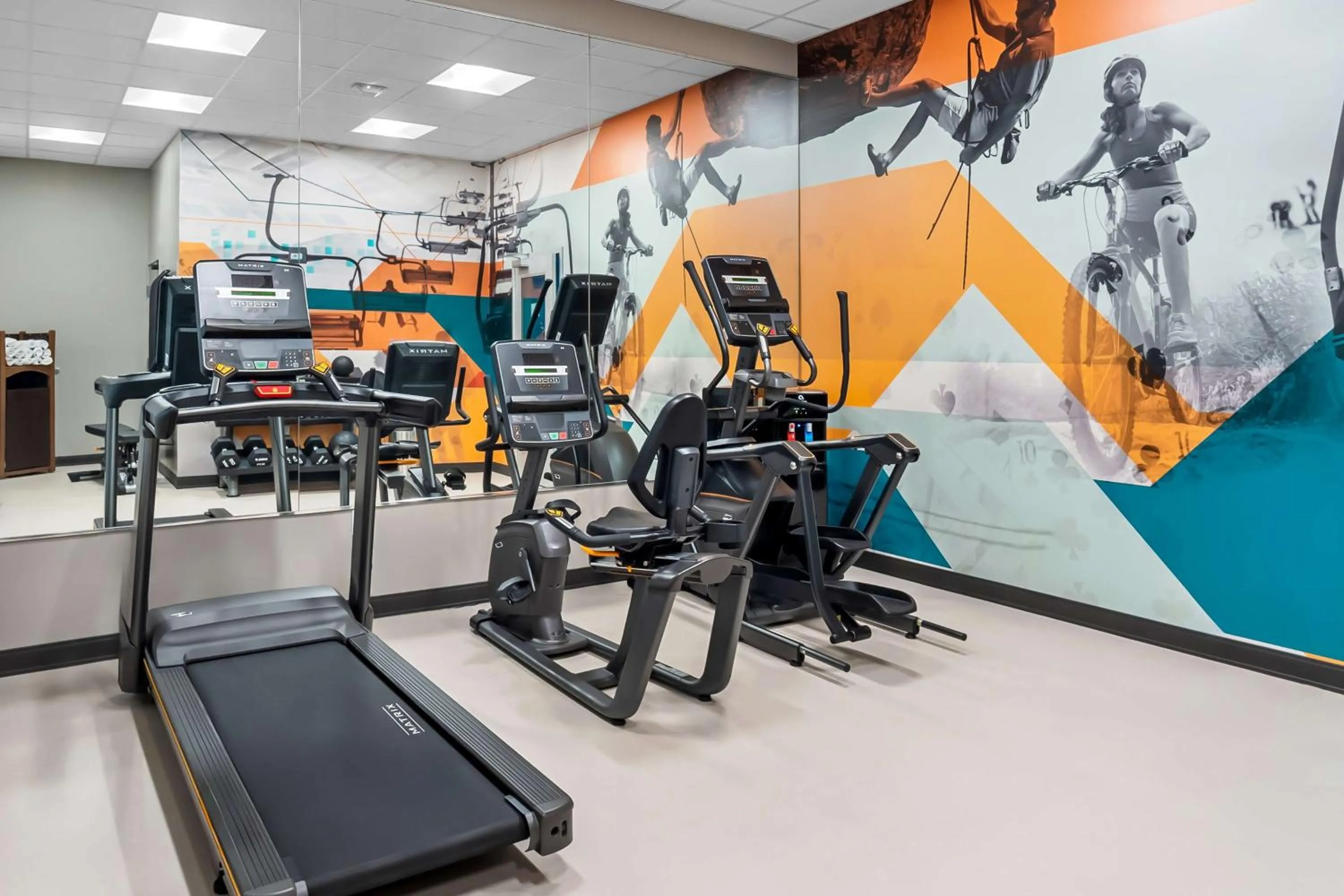 Fitness centre/facilities in Best Western San Bernardino Hotel