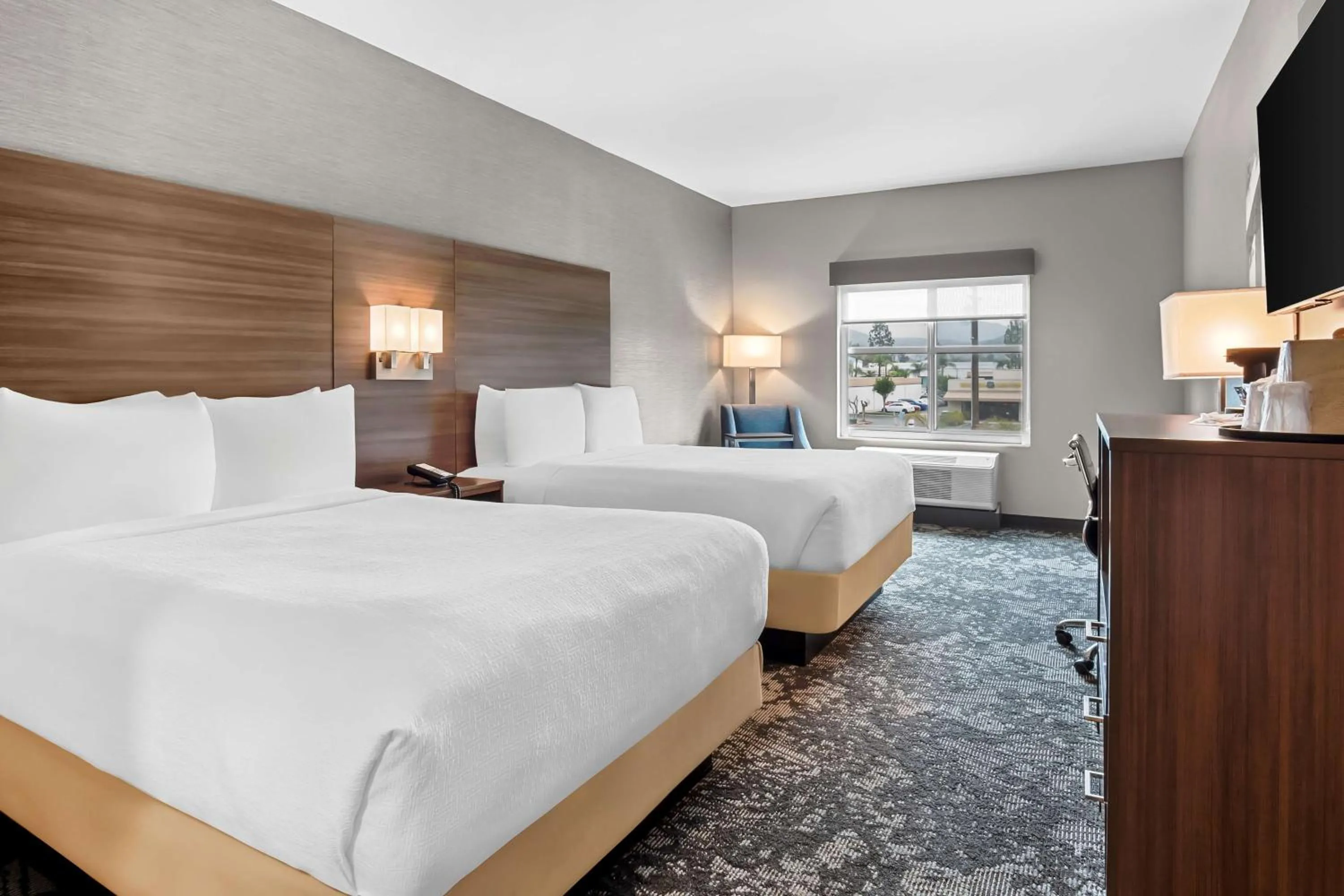 Bedroom, Bed in Best Western San Bernardino Hotel