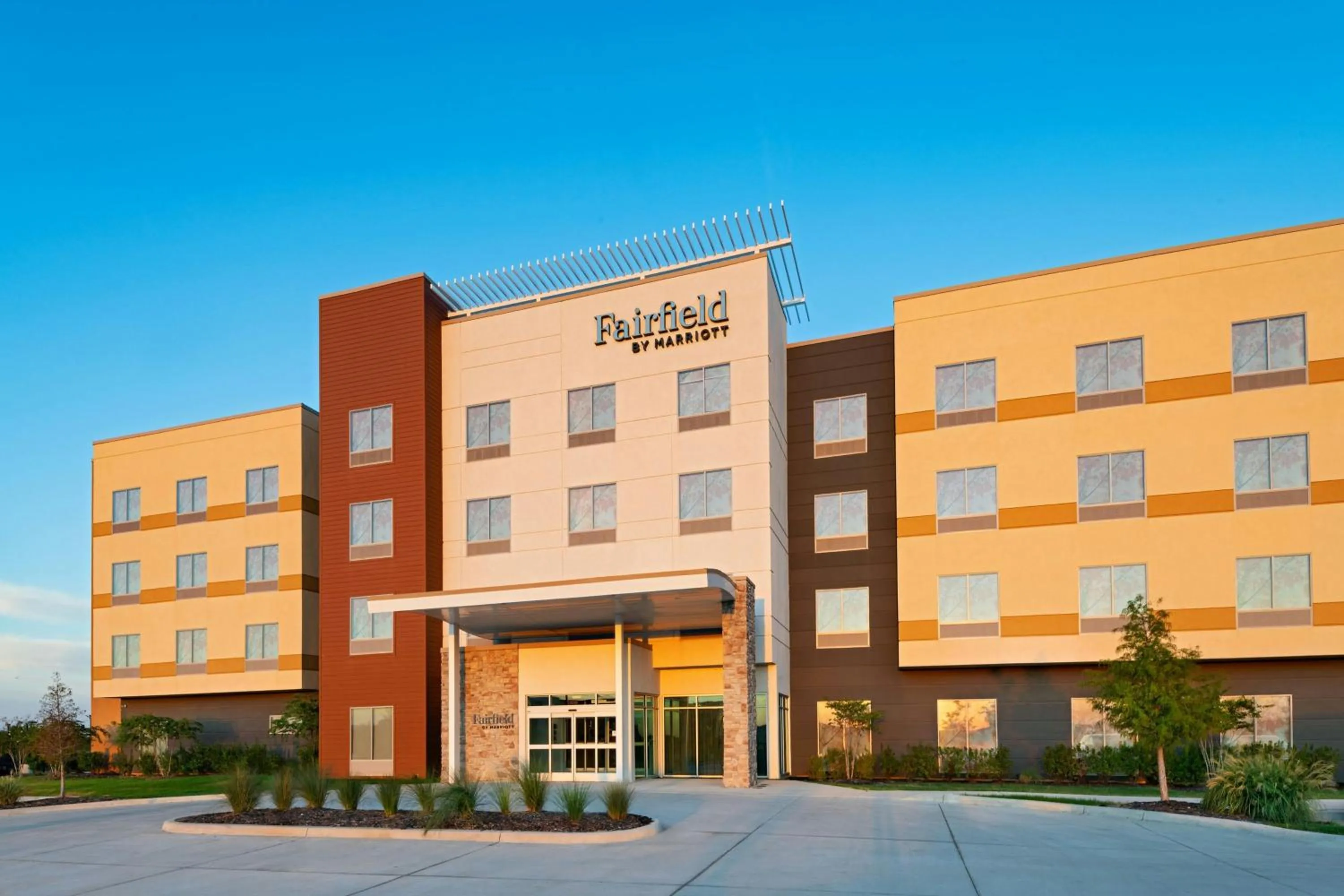 Property building in Fairfield by Marriott Inn & Suites Fort Worth Alliance Airport