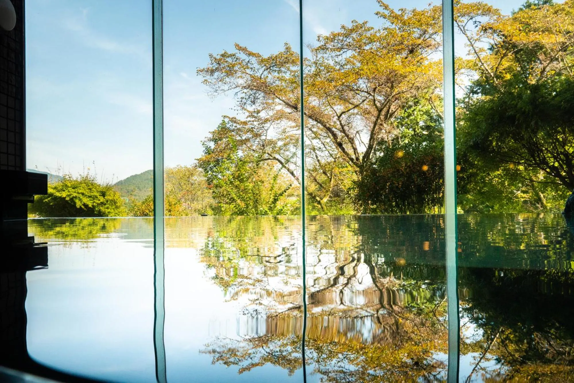 Hot Spring Bath in Enakyo Onsen Hotel Yuzuriha