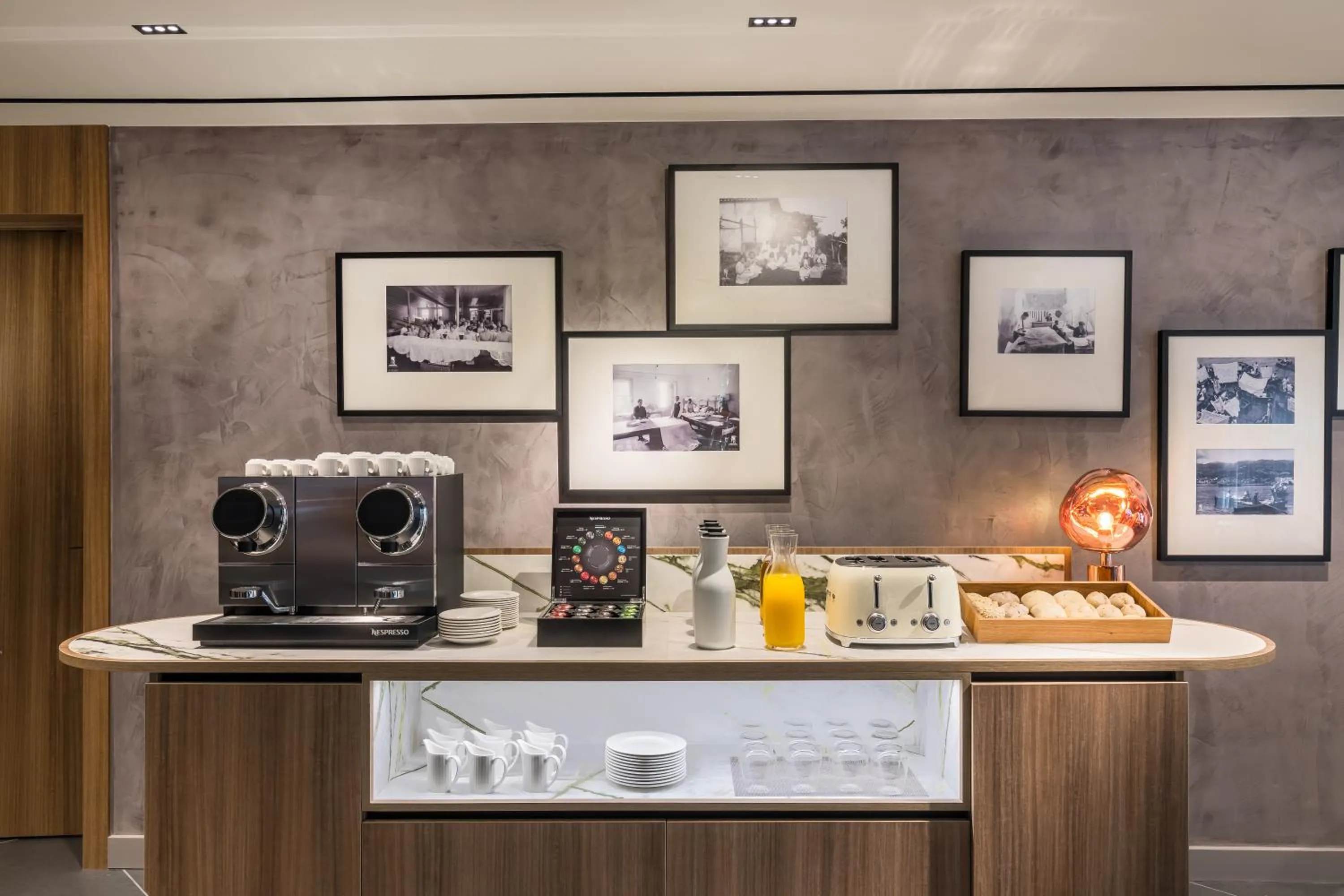 Restaurant/places to eat in Barceló Funchal Oldtown