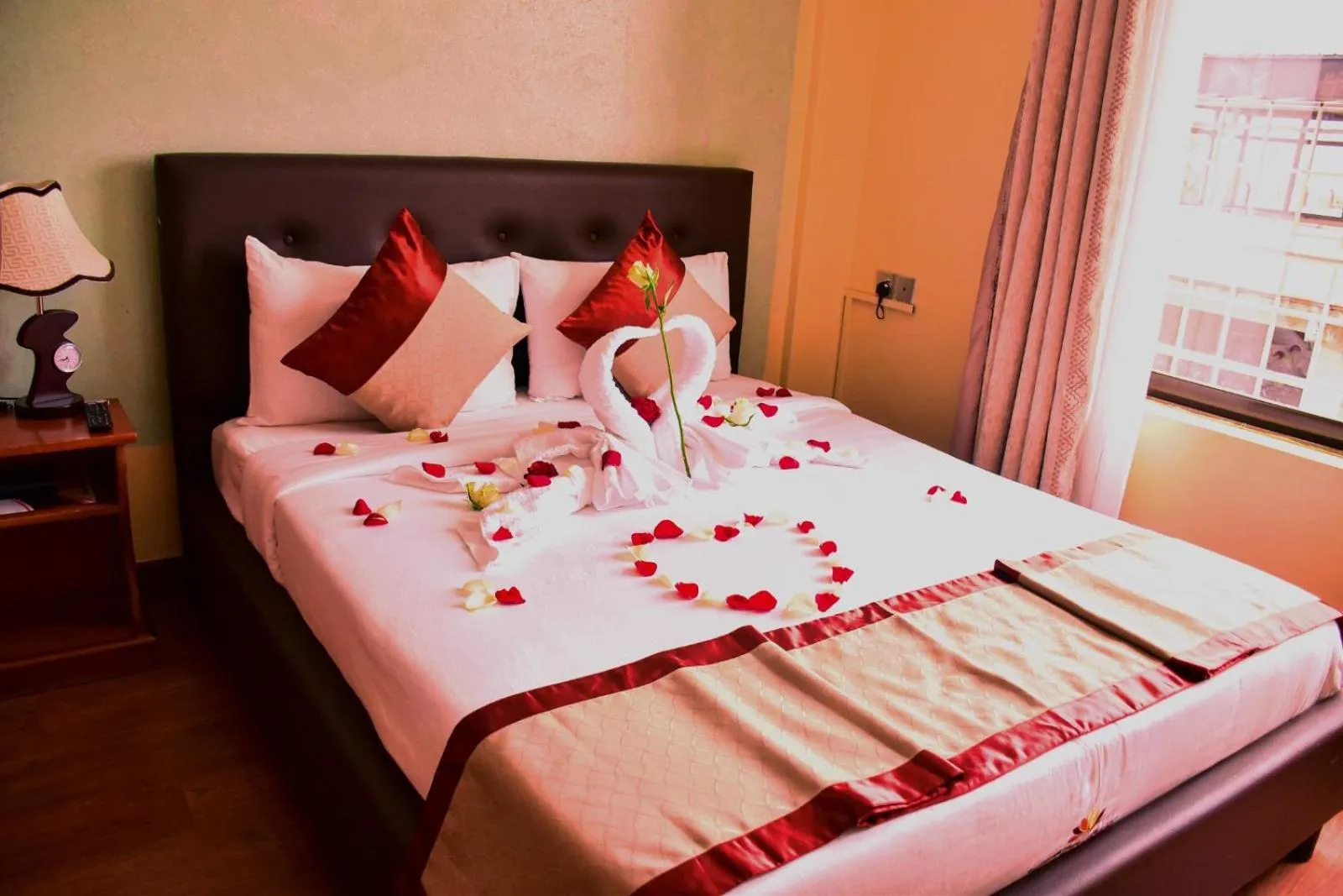 Bed in Breeze Hotel Nyahururu