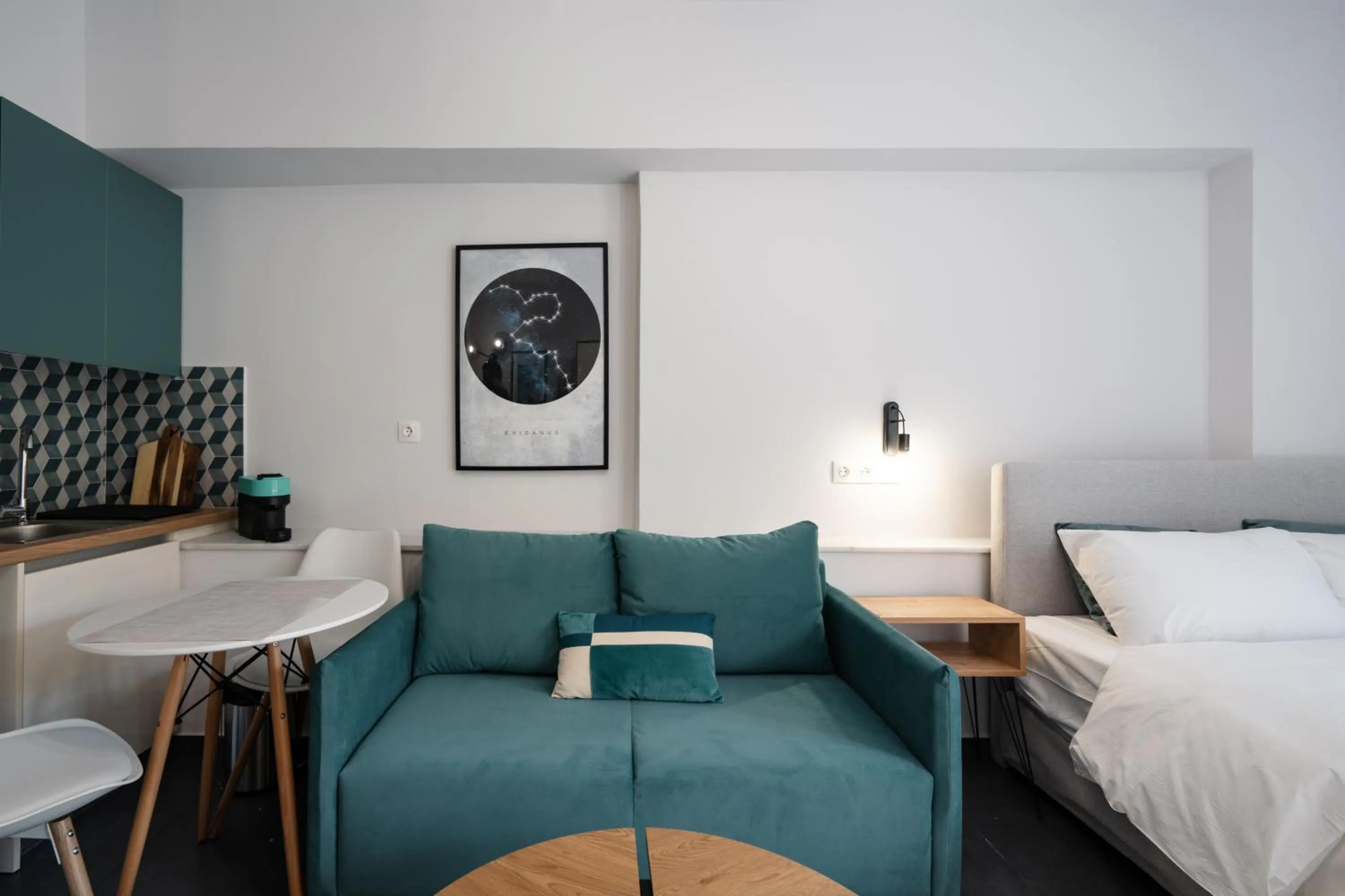 Bed in Starlight Residence