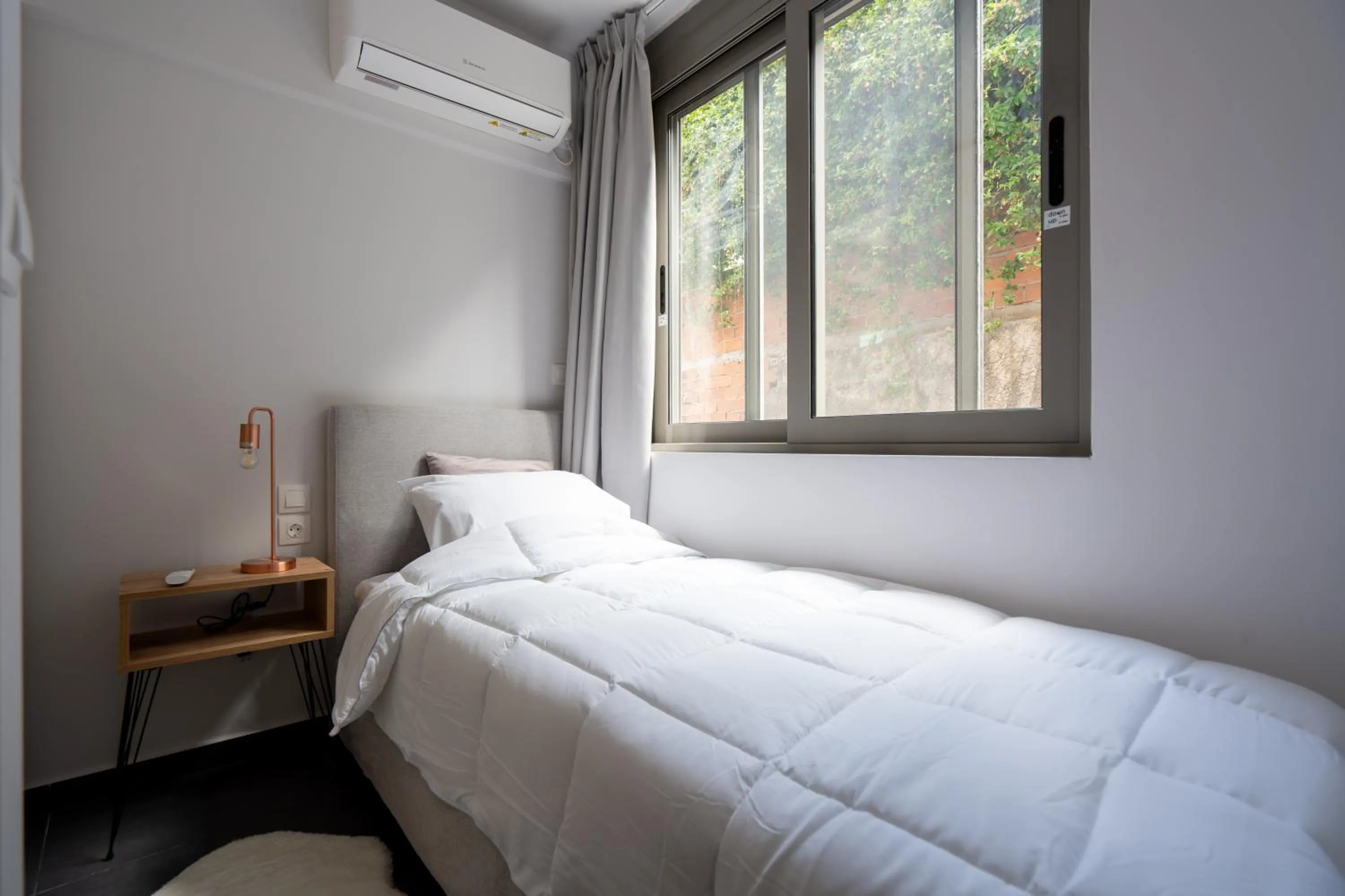 Bed in Starlight Residence