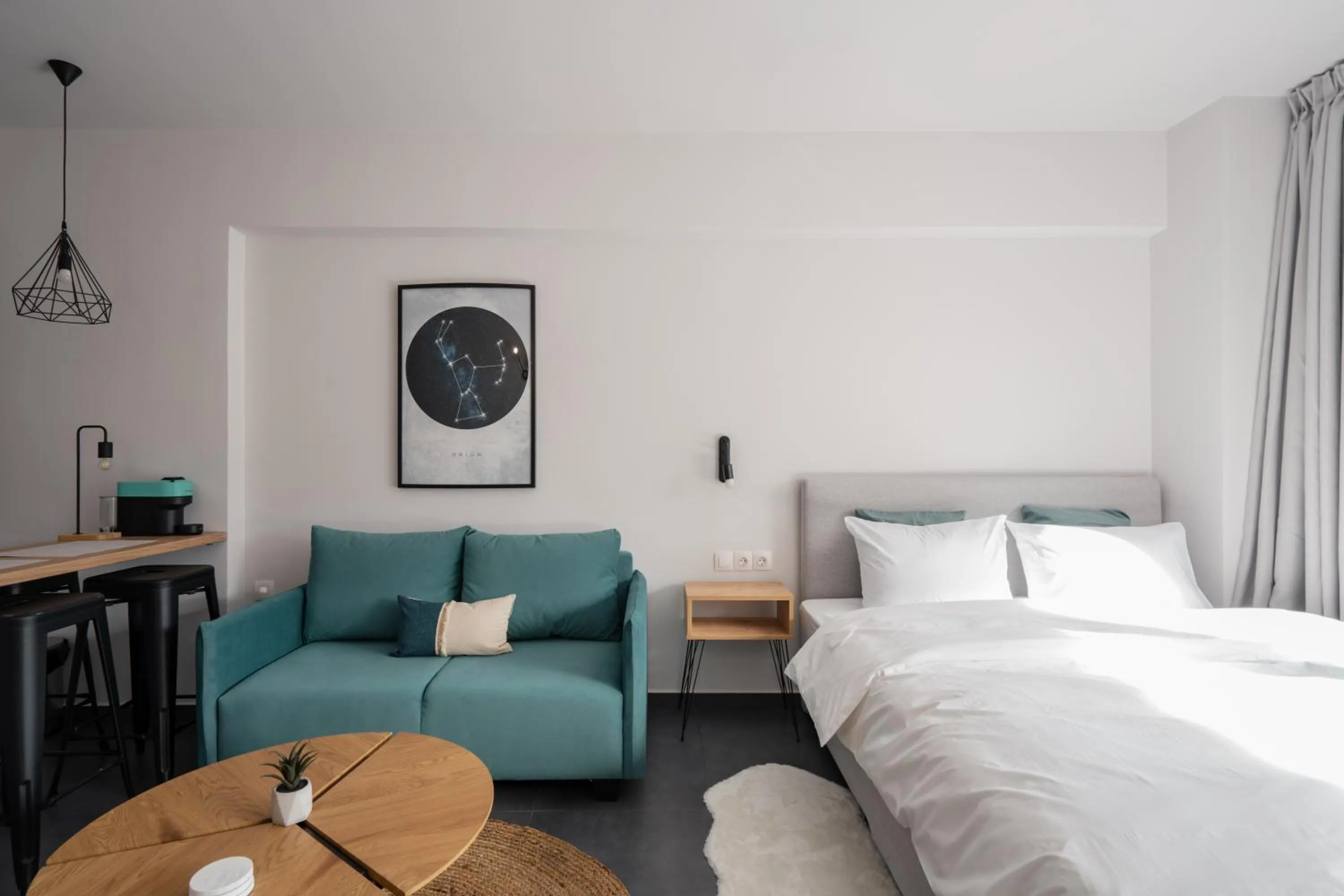 Bed in Starlight Residence