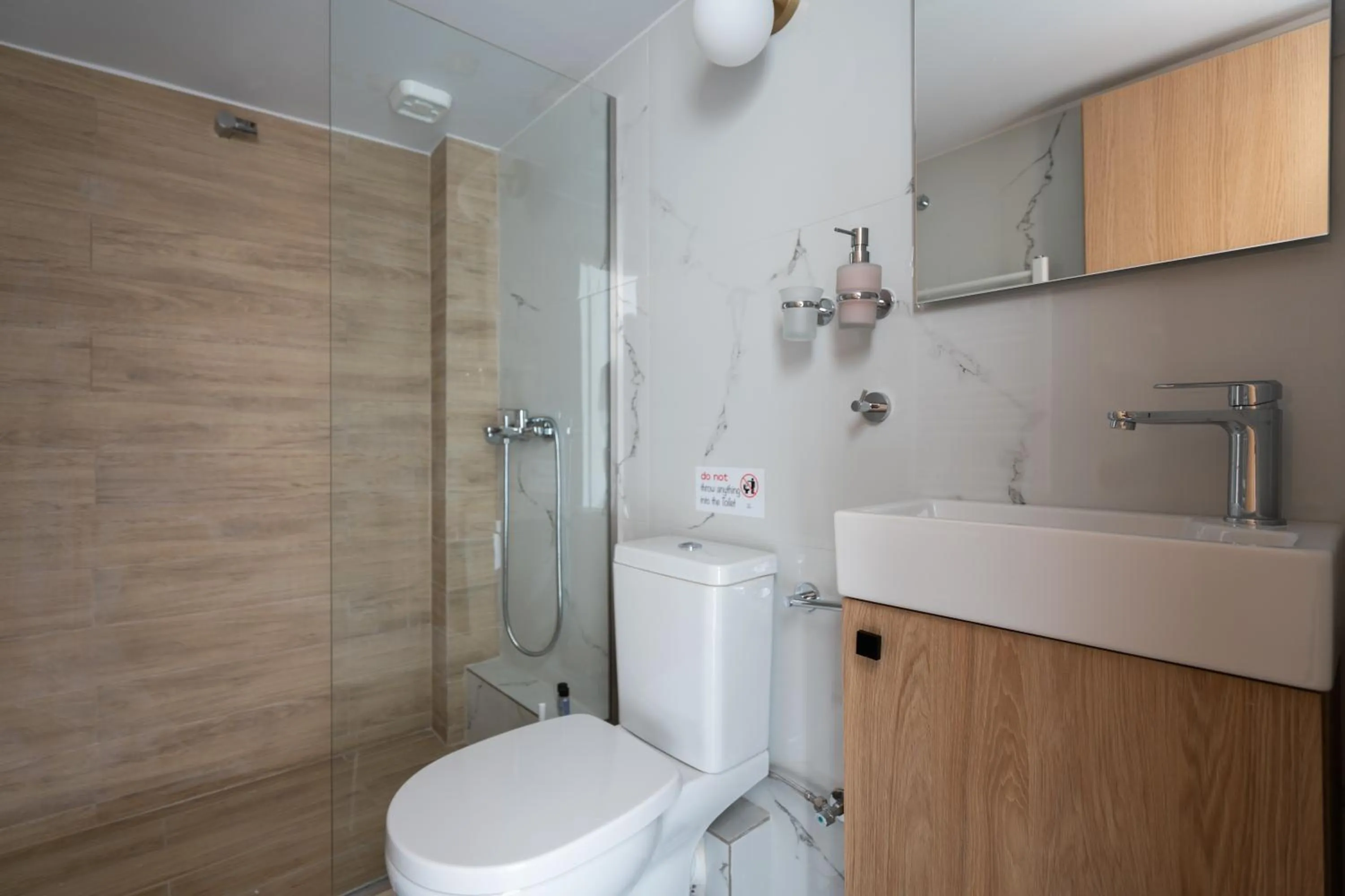 Shower in Starlight Residence