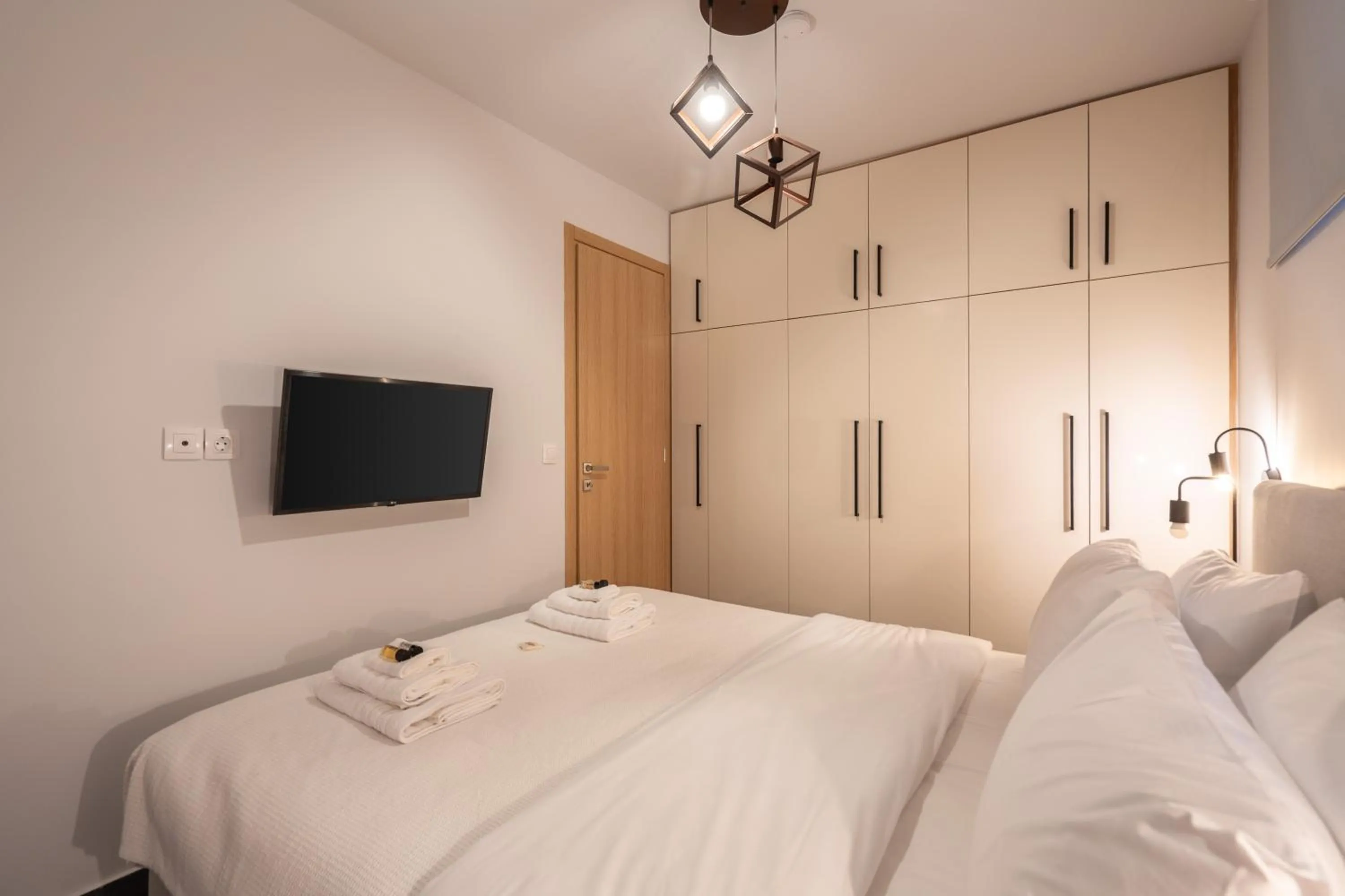 Bed in Starlight Residence