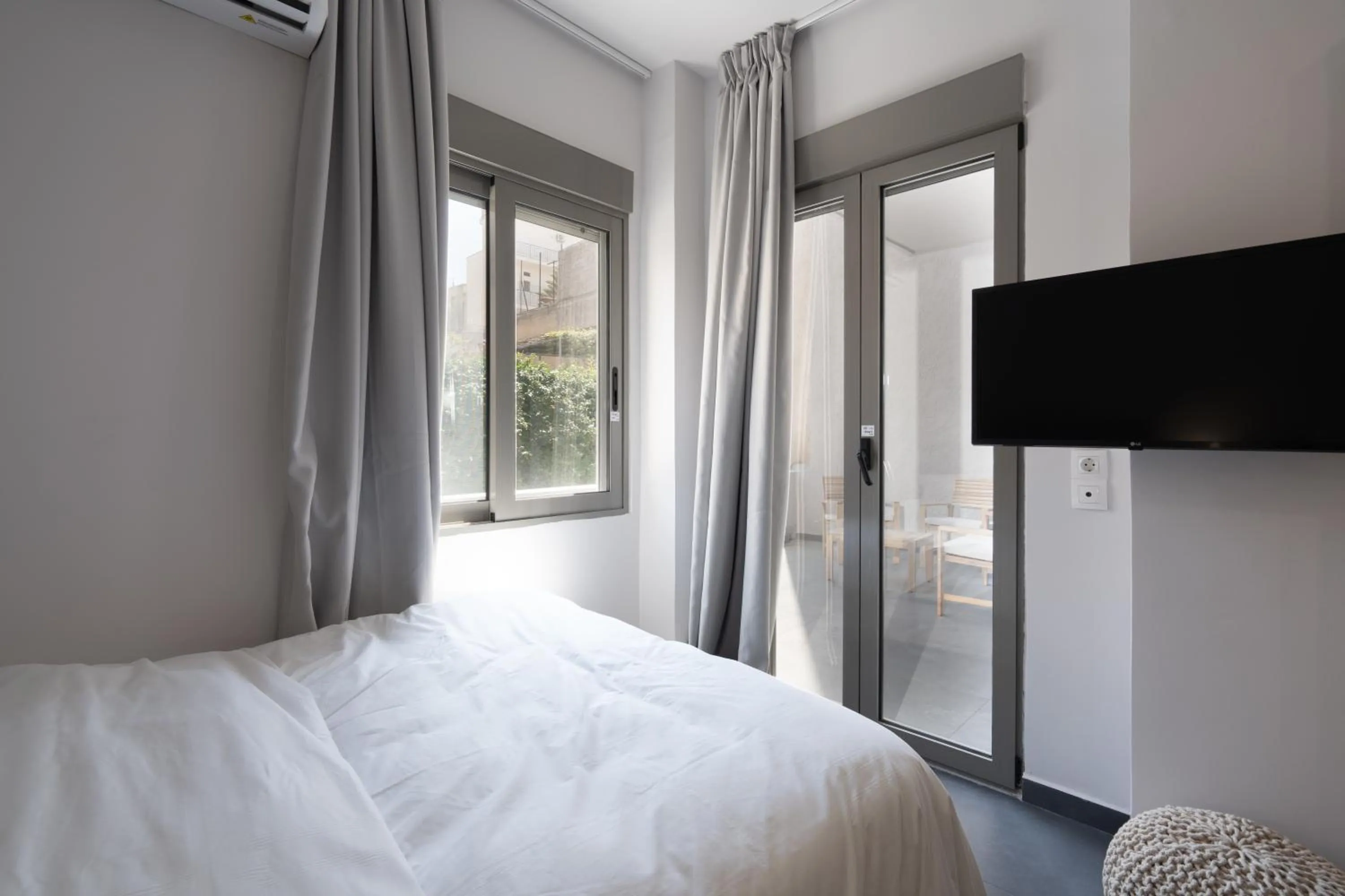 Bed in Starlight Residence