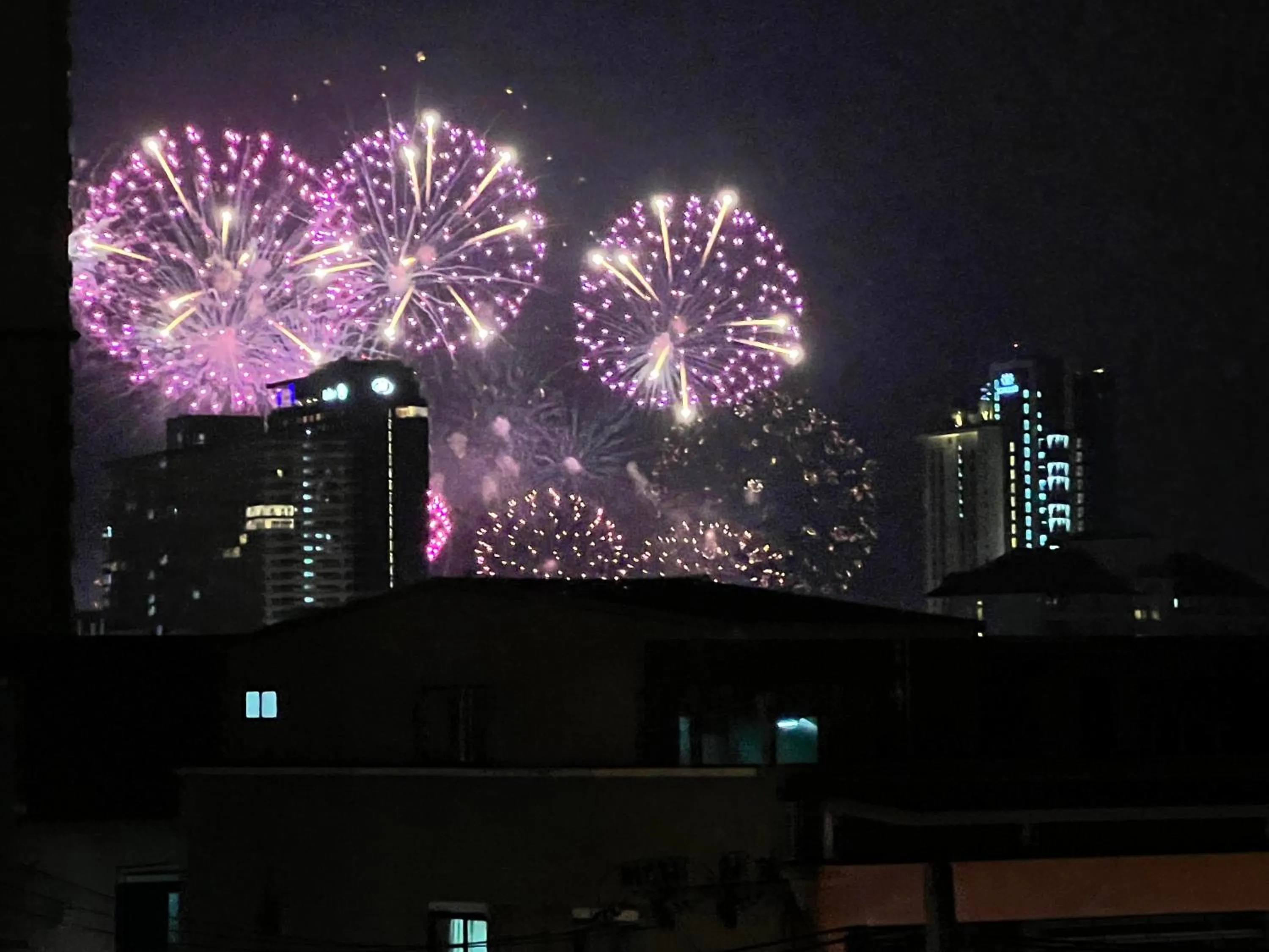 Night in ONE LODGE Pattaya