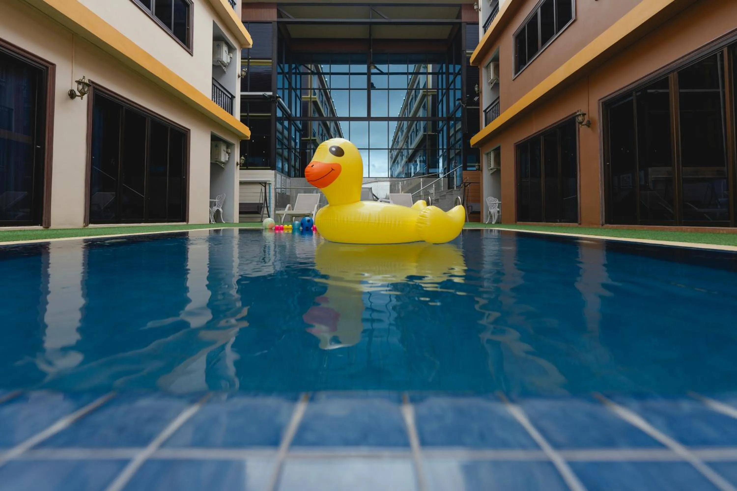 Swimming pool in Baan Plaifah Khao Yai Hotel