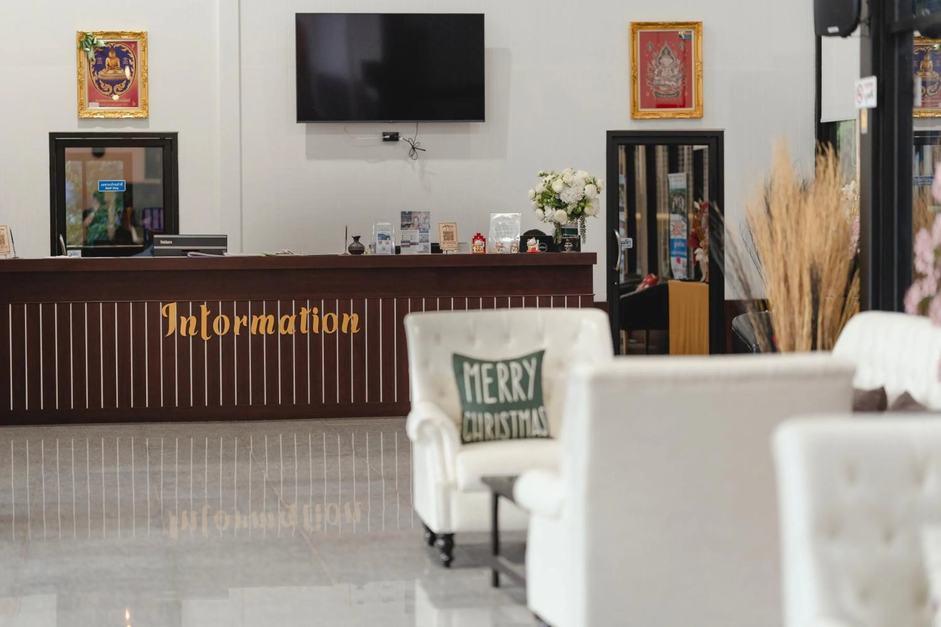 Lobby or reception in Baan Plaifah Khao Yai Hotel