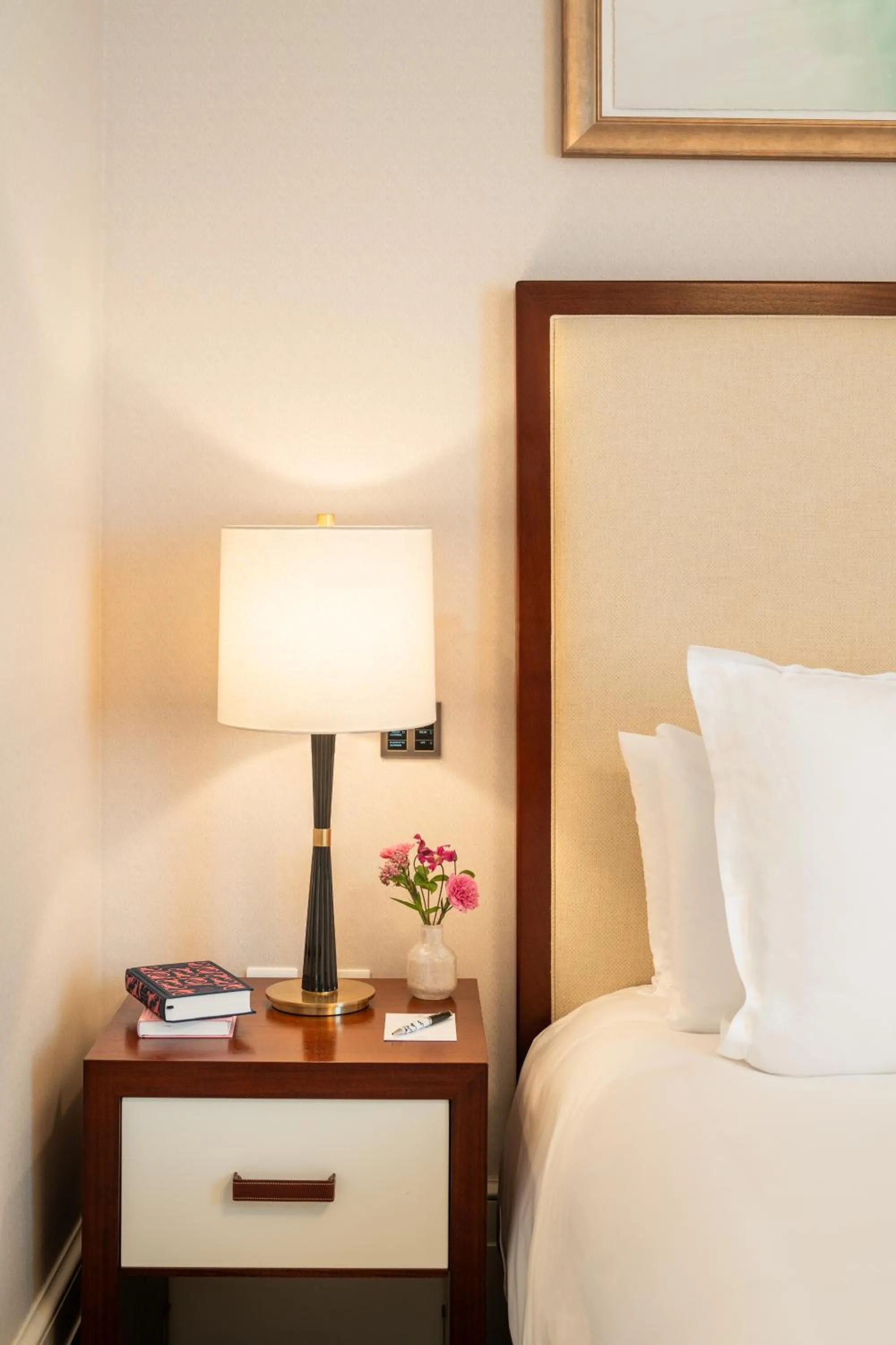 Bedroom, Bed in Raffles London at The OWO