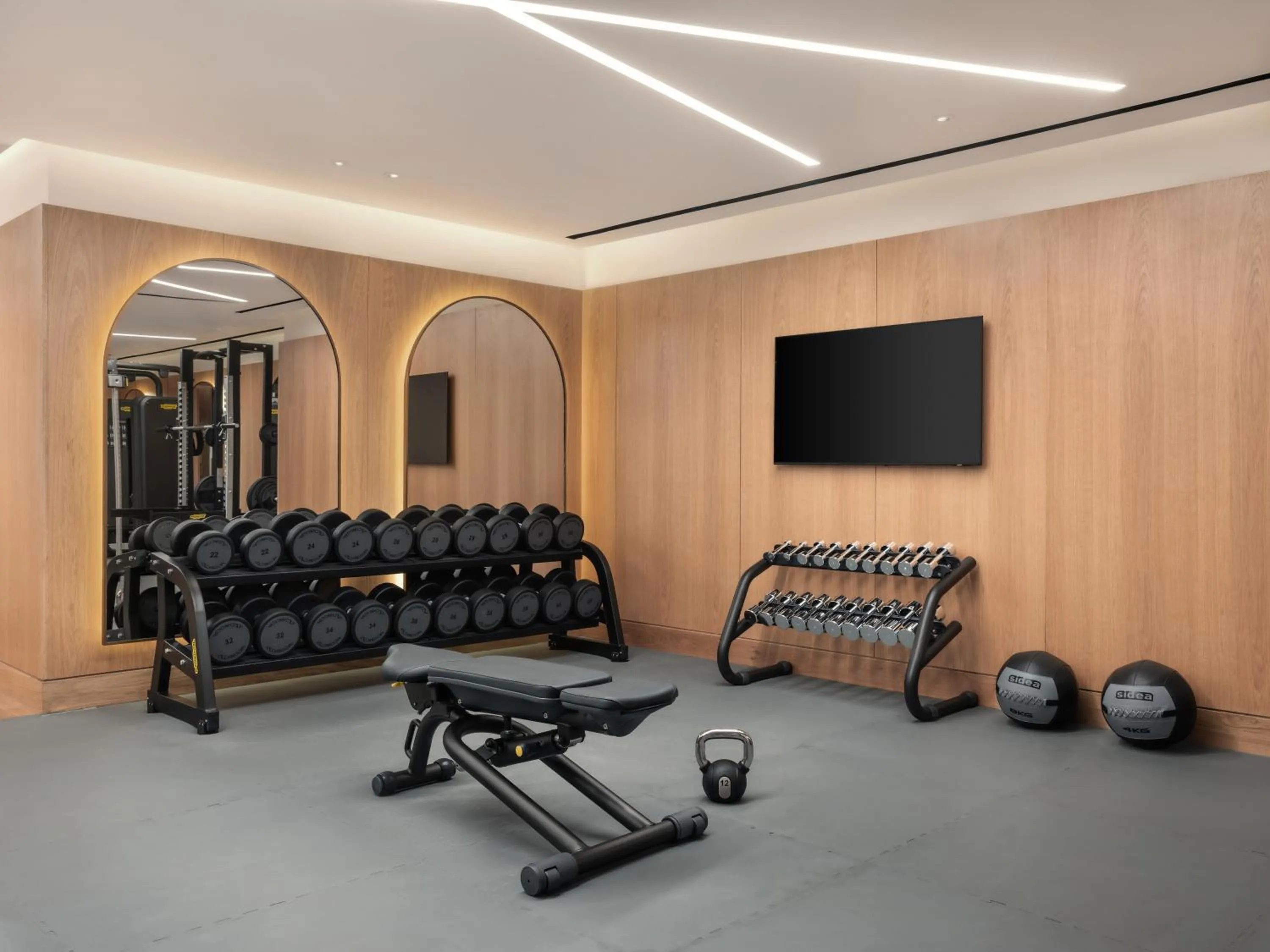 Spa and wellness centre/facilities in Raffles London at The OWO