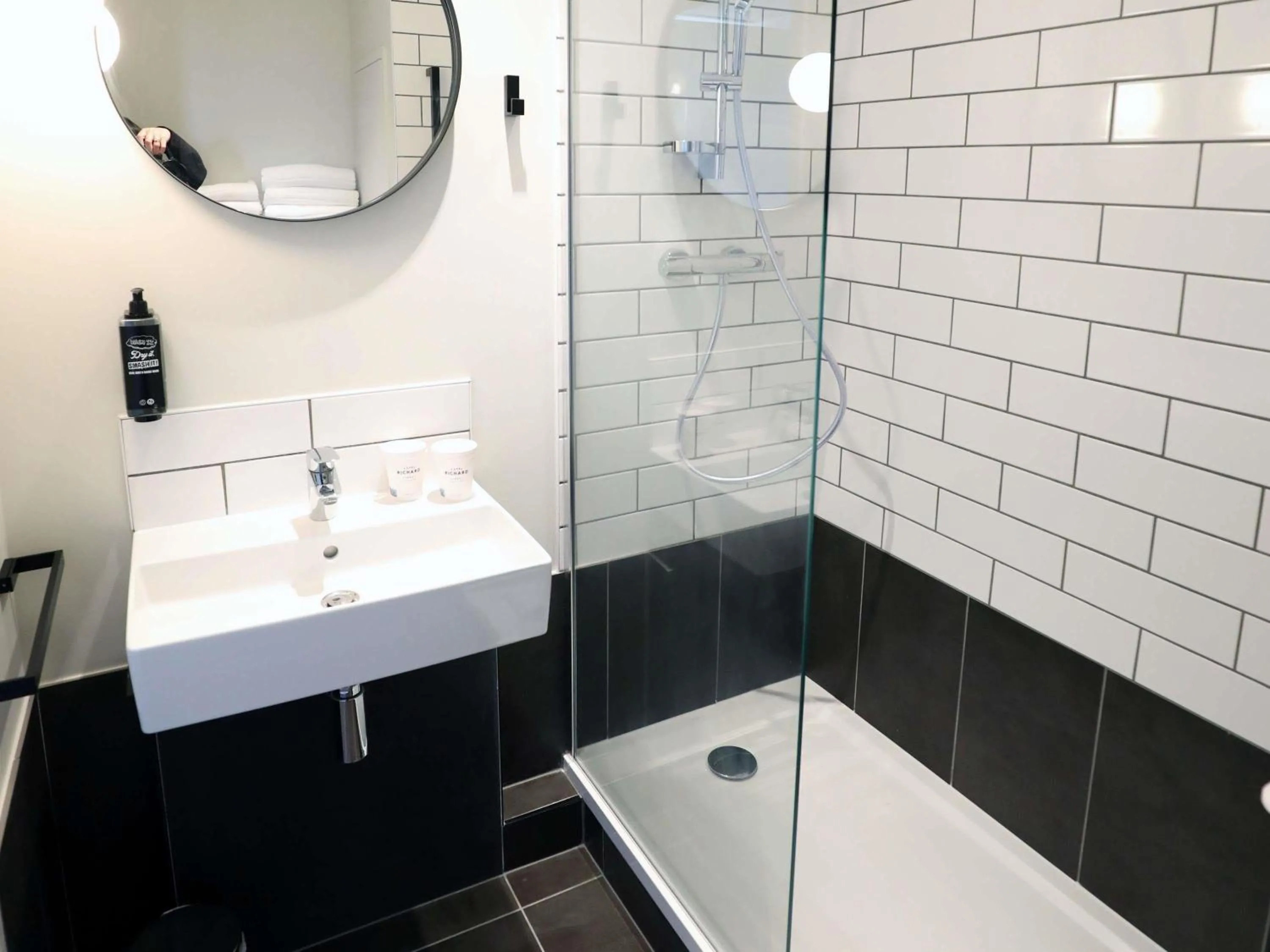 Bedroom in Ibis Bourgoin Jallieu Medipole