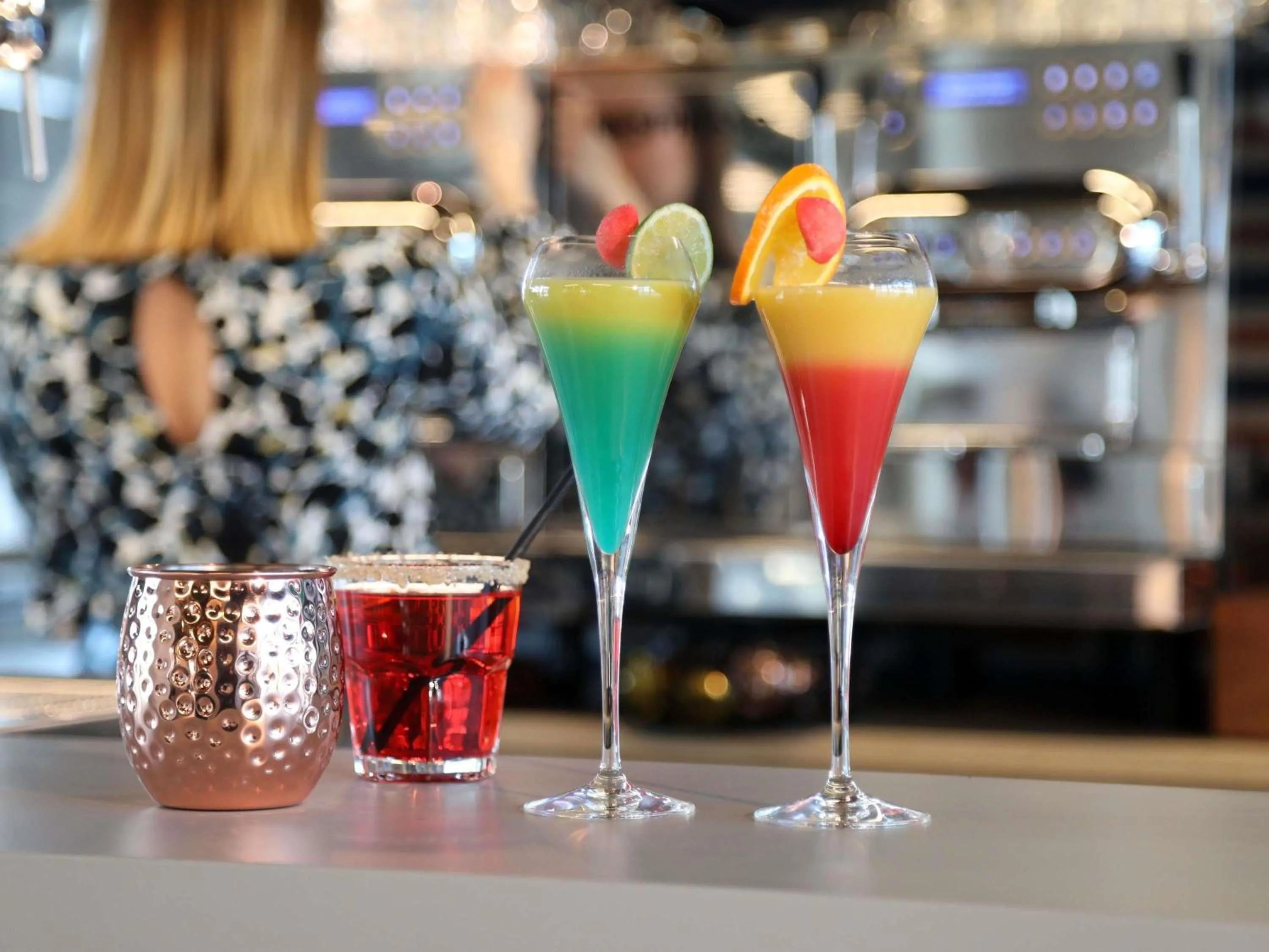 Lounge or bar in Ibis Bourgoin Jallieu Medipole