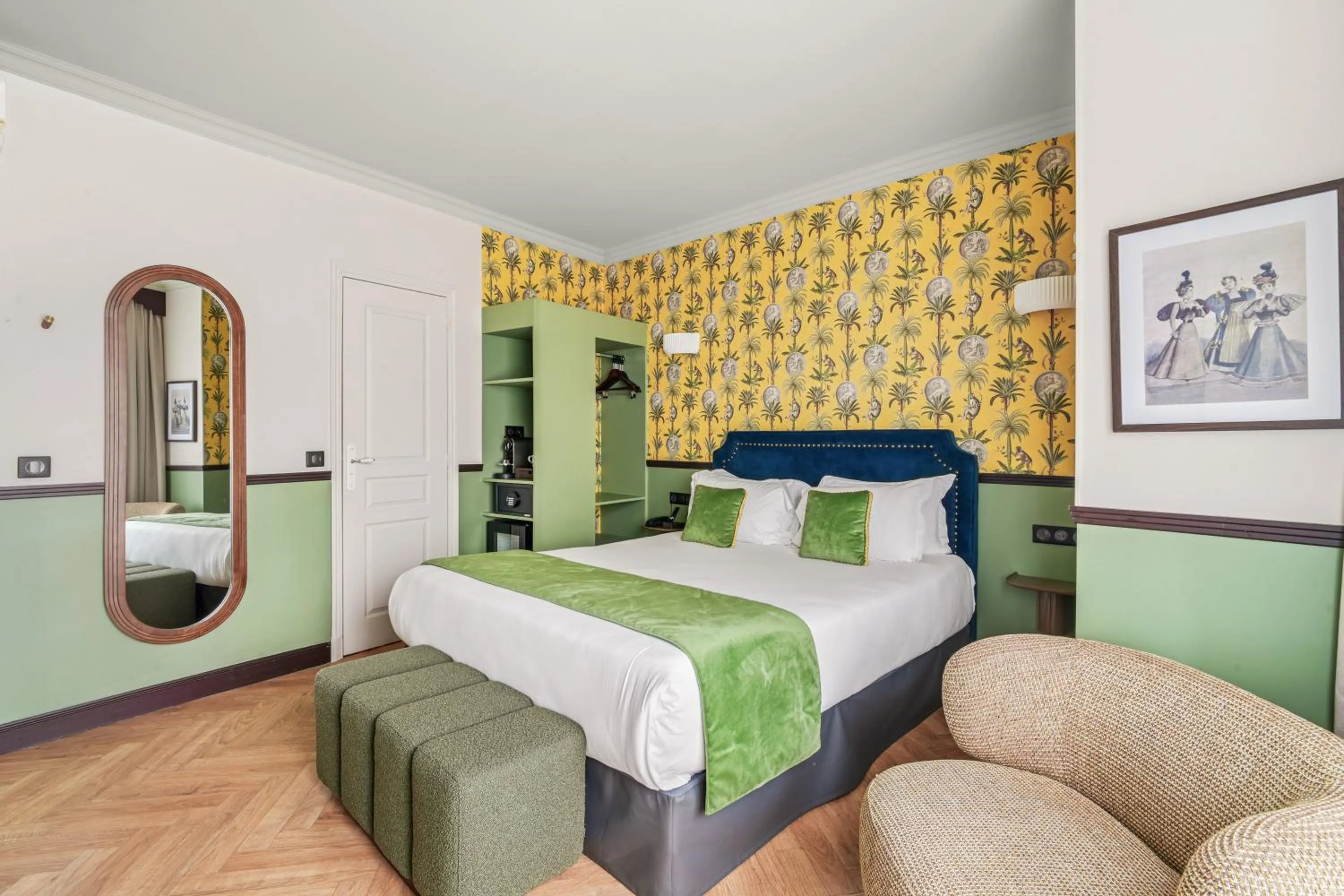 Bedroom, Bed in Hotel Le Clery