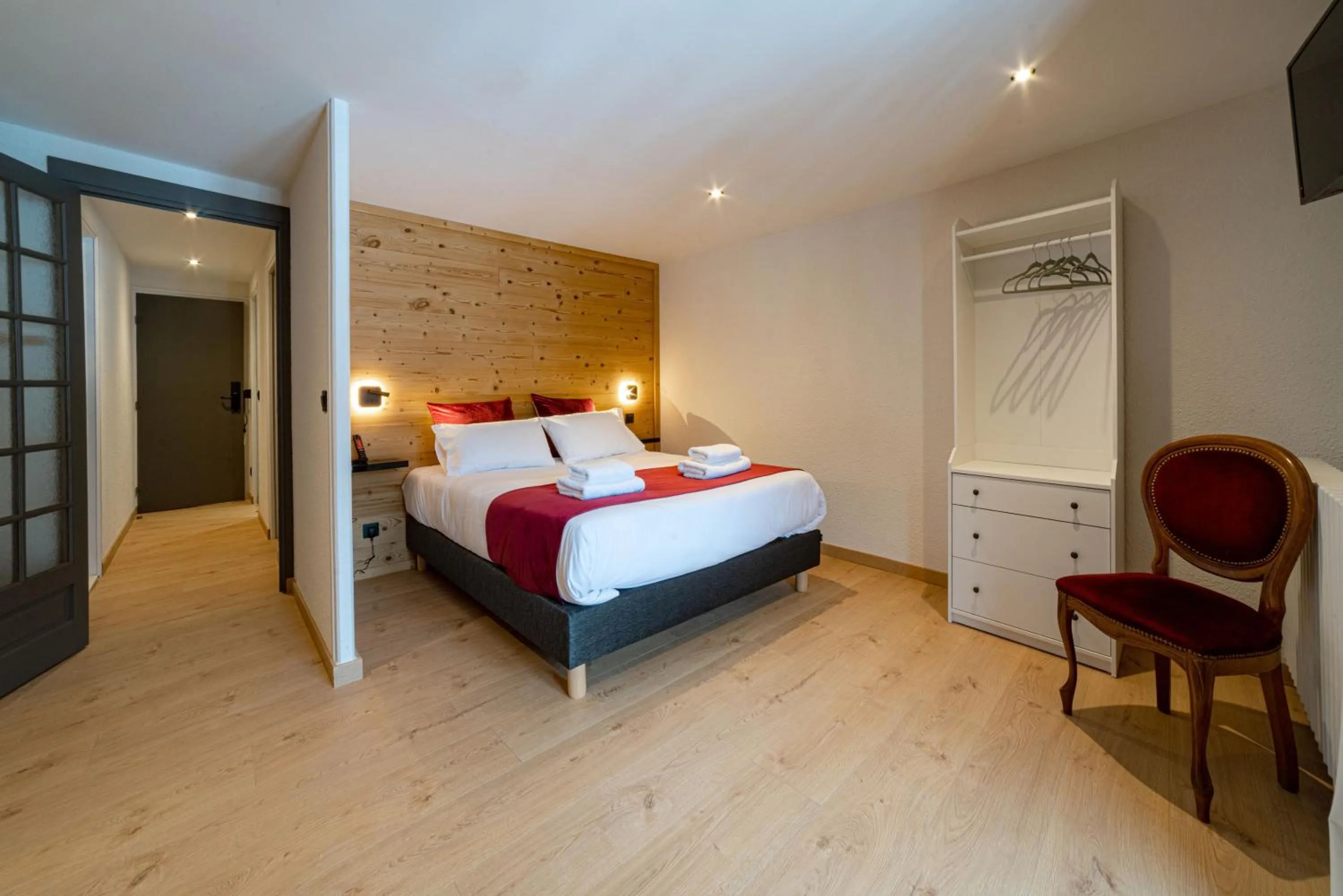 Triple Room with Mountain View in Hôtel Restaurant Le Madame