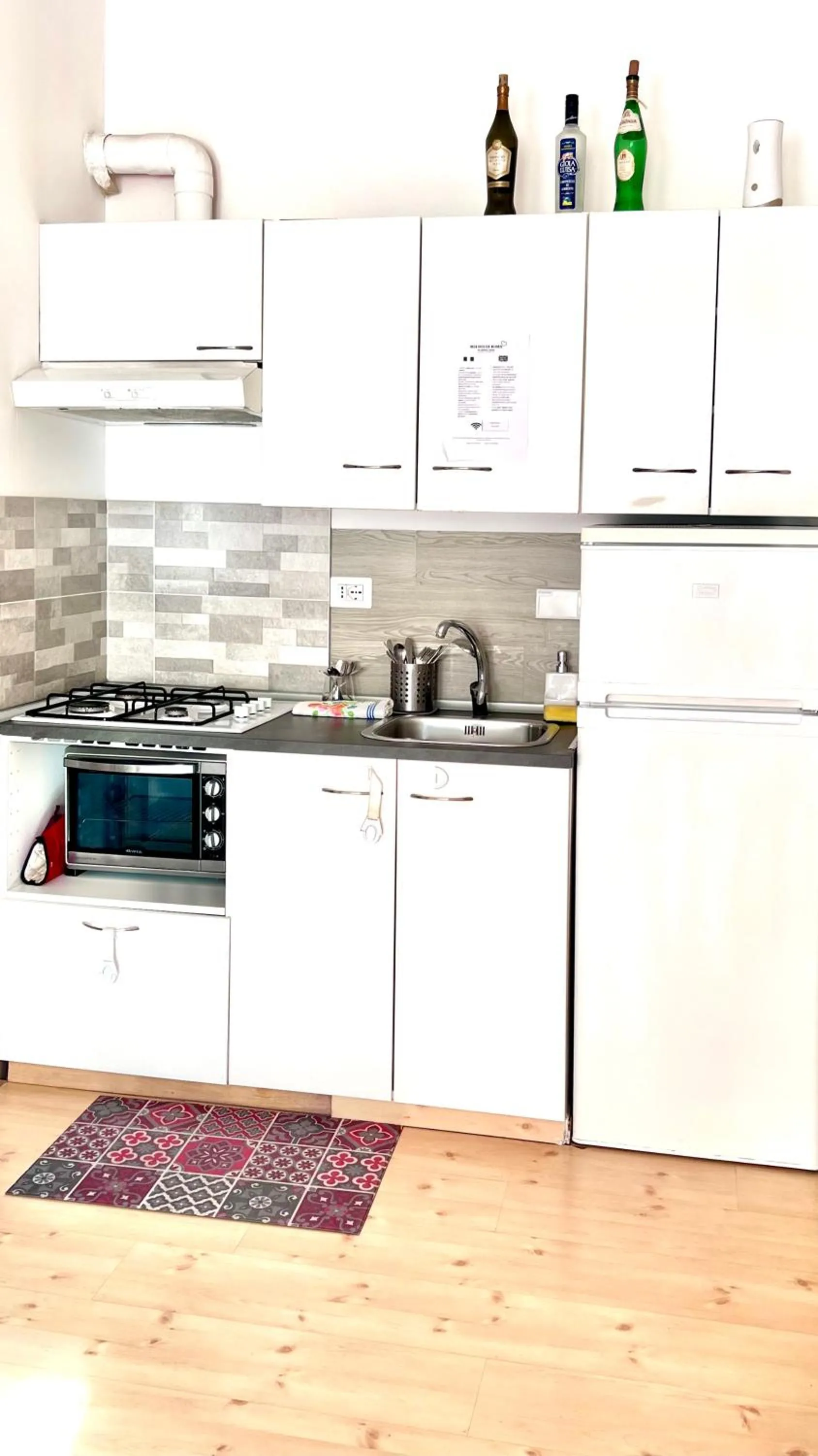 Kitchen or kitchenette in Mia House Roma