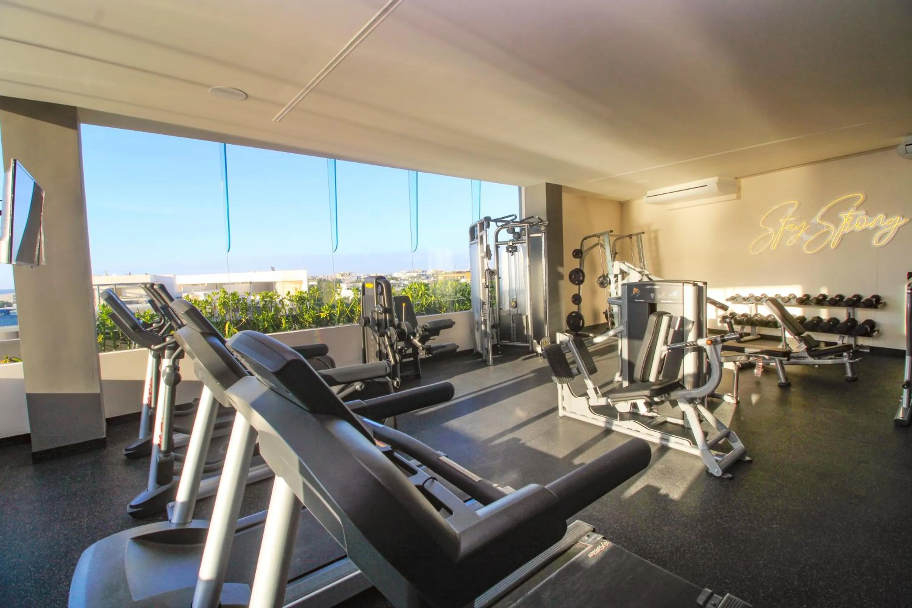 Fitness centre/facilities in Singular Dream Vacation Rentals