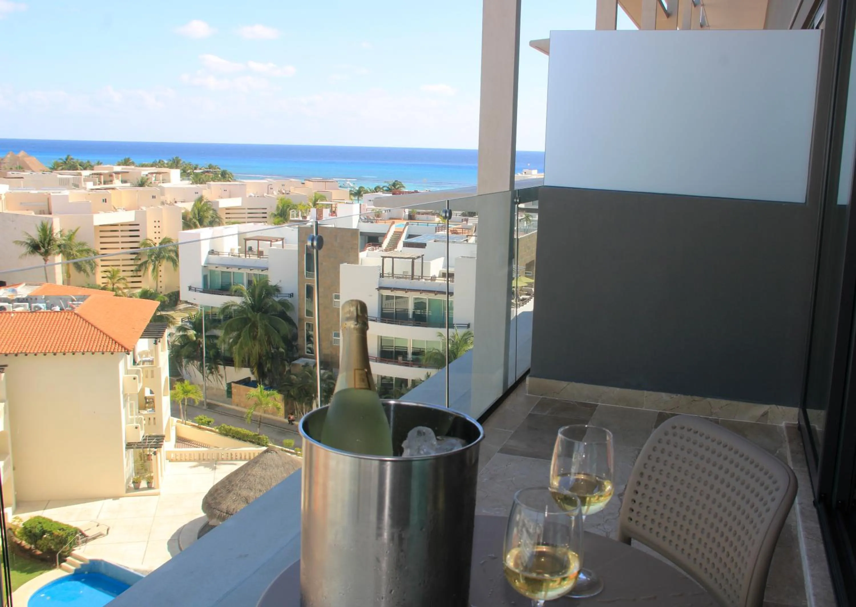 Balcony/Terrace in Singular Dream Vacation Rentals