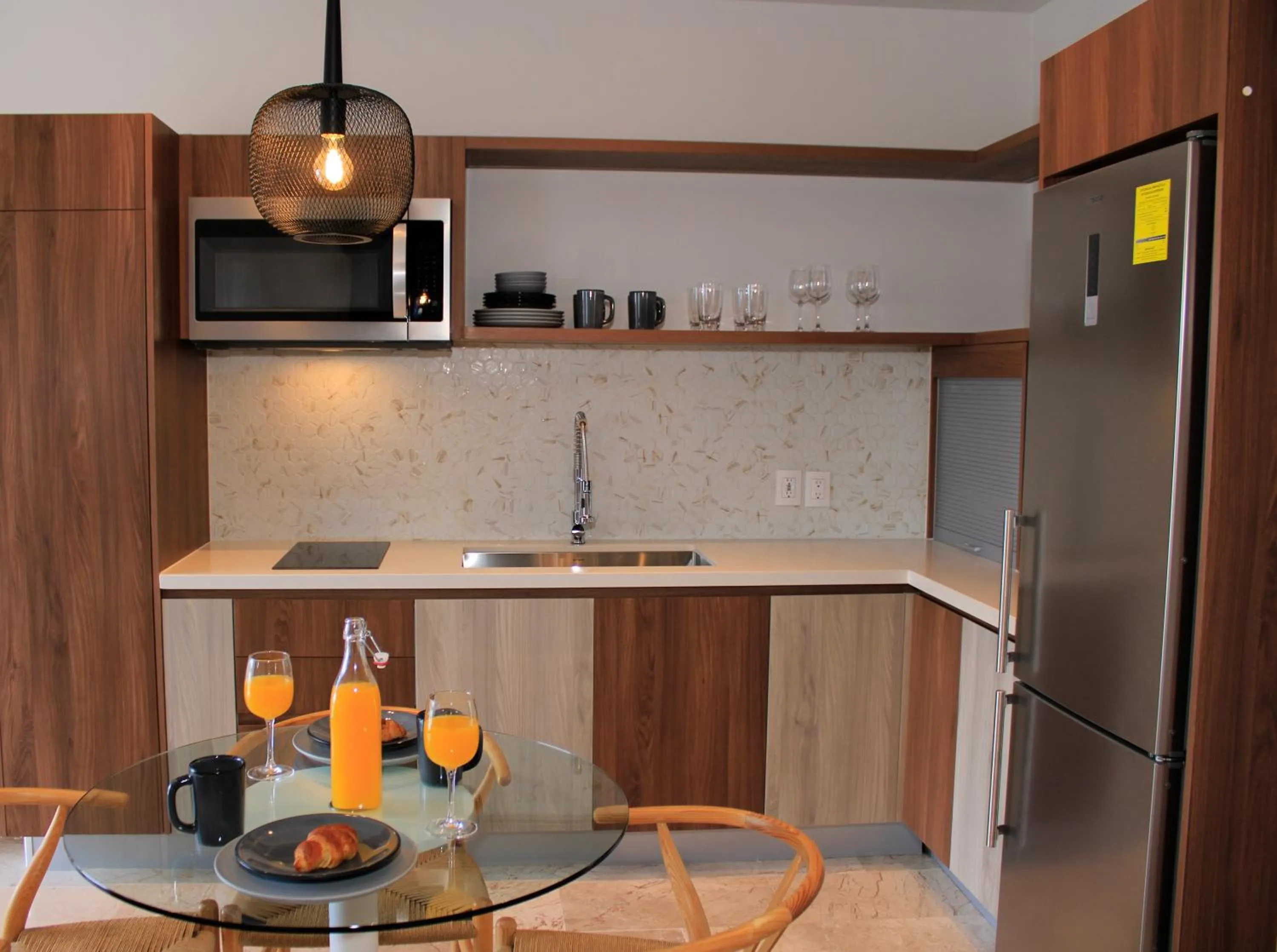 Kitchen or kitchenette in Singular Dream Vacation Rentals
