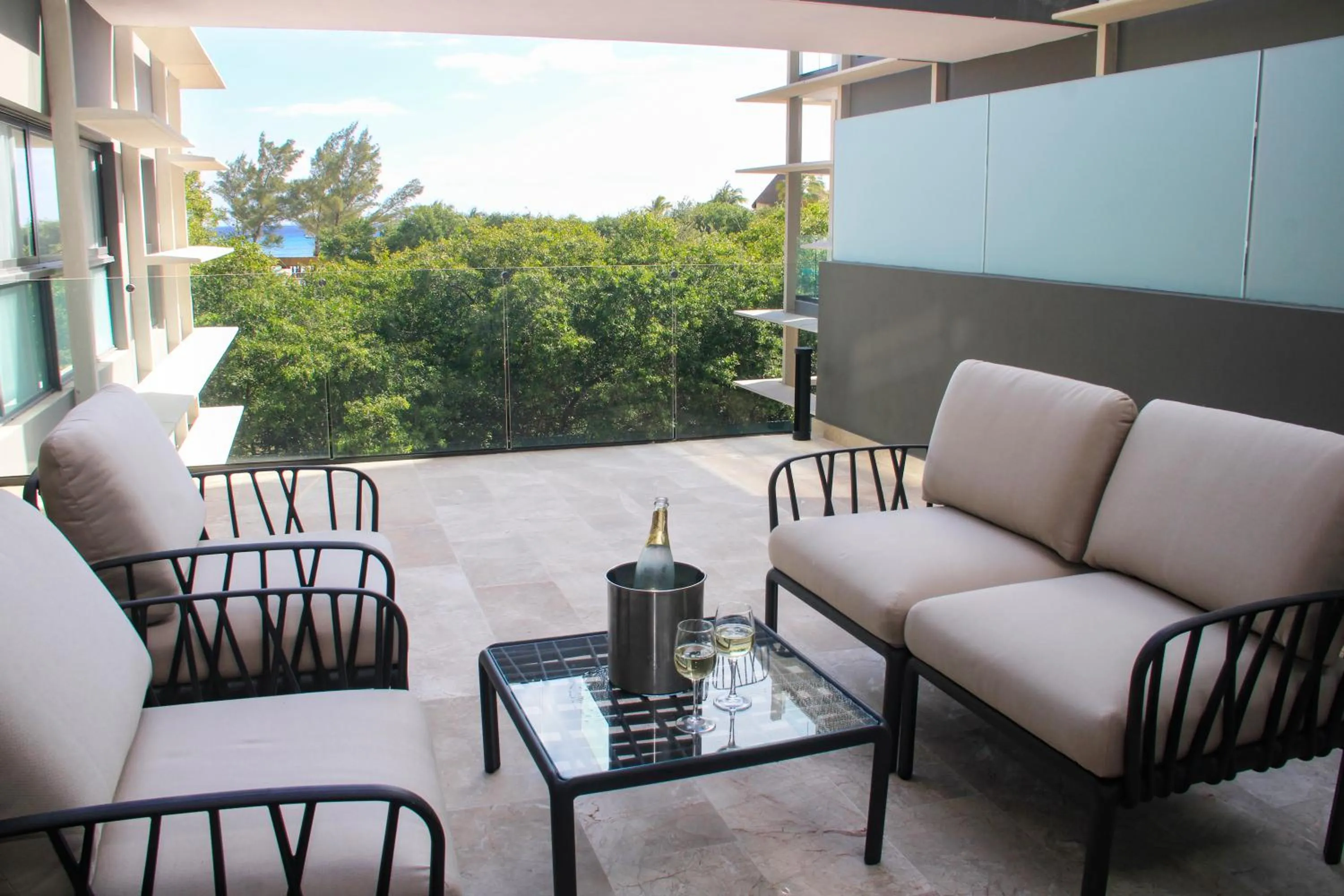 Natural landscape in Singular Dream Vacation Rentals