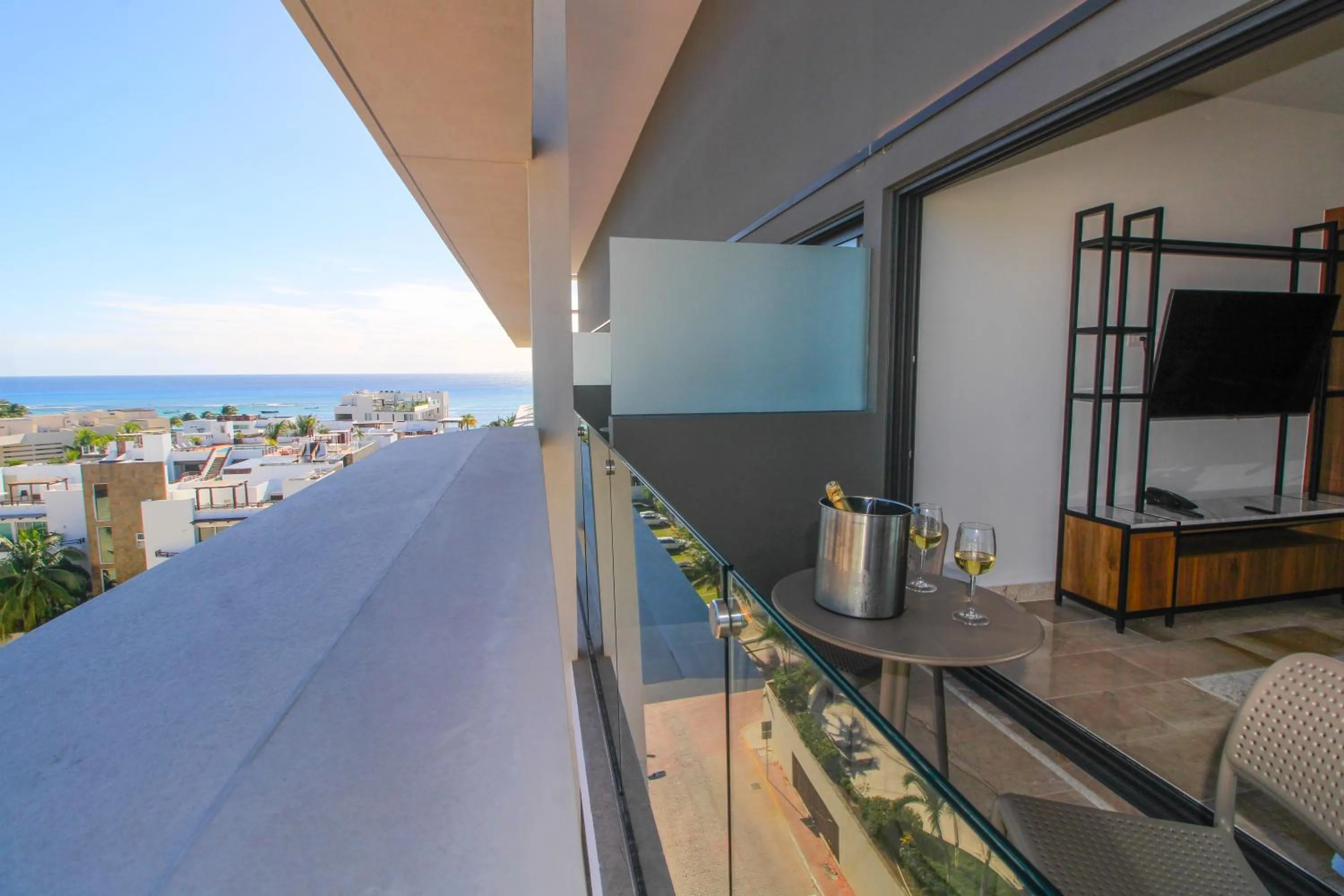 Natural landscape in Singular Dream Vacation Rentals